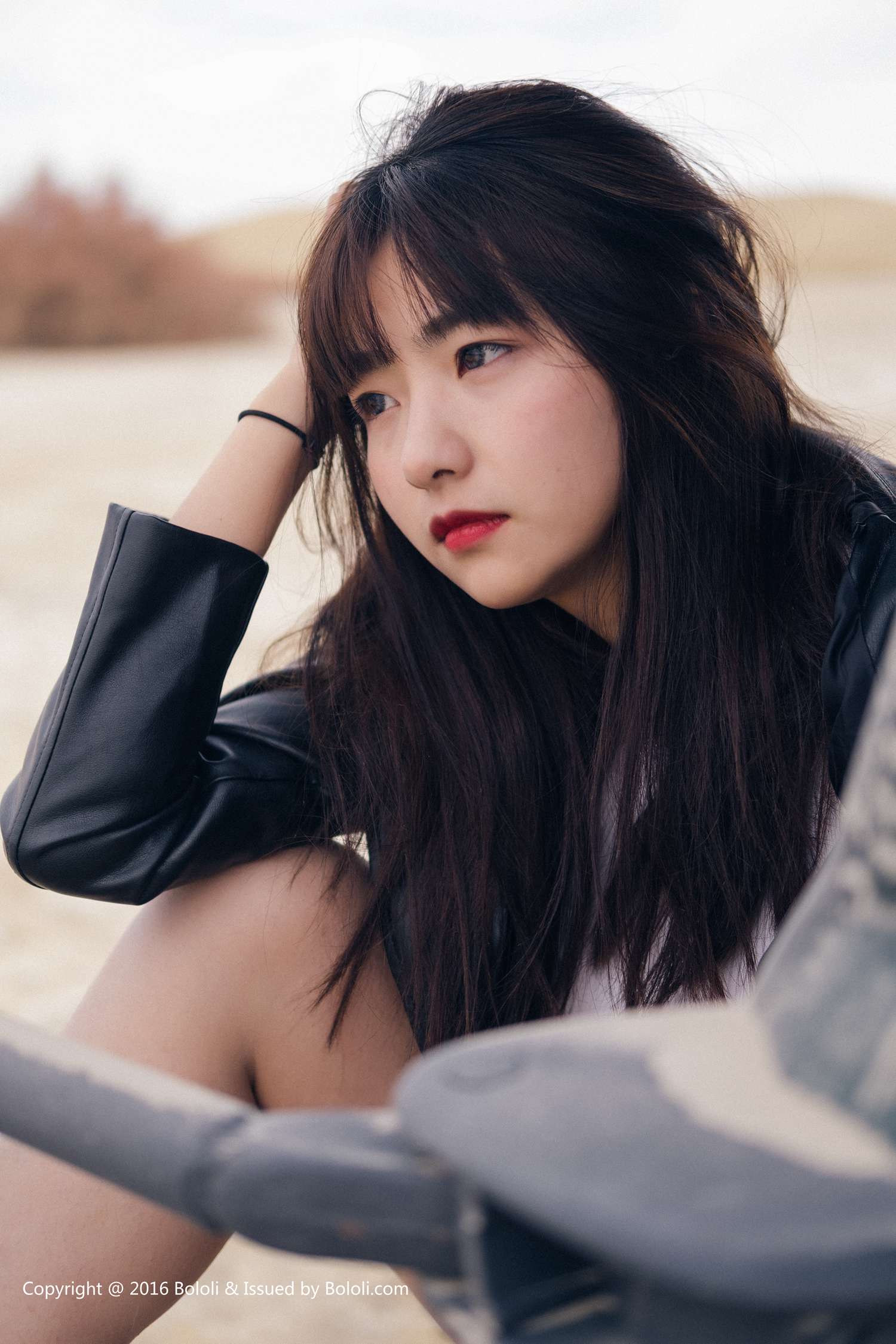 图片[32]-[Kimoe激萌文化]2016.12.23 KIM010 周闻 球球沙漠机车女[51+1P] – 速更版-美库