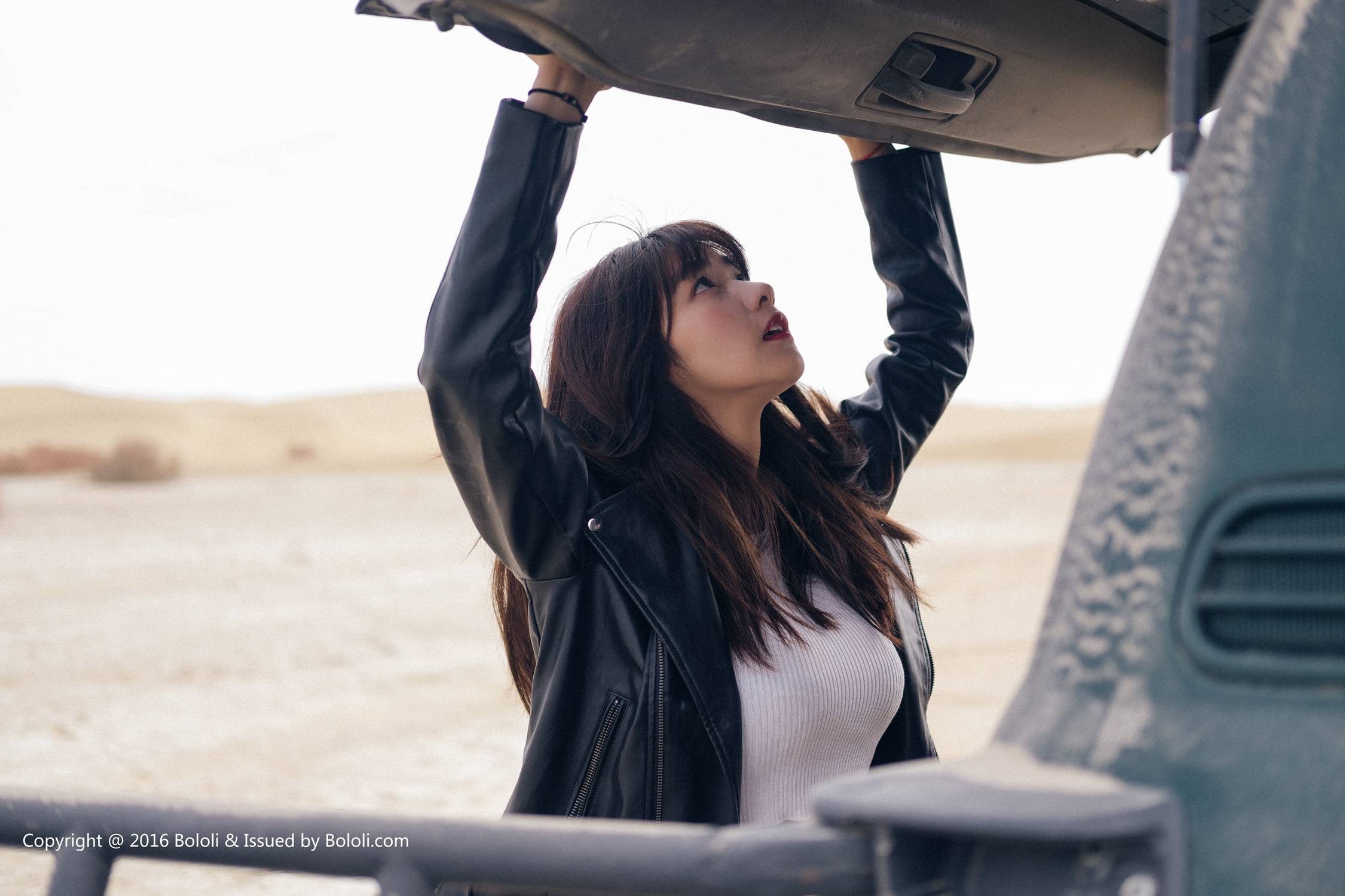 图片[52]-[Kimoe激萌文化]2016.12.23 KIM010 周闻 球球沙漠机车女[51+1P] – 速更版-美库