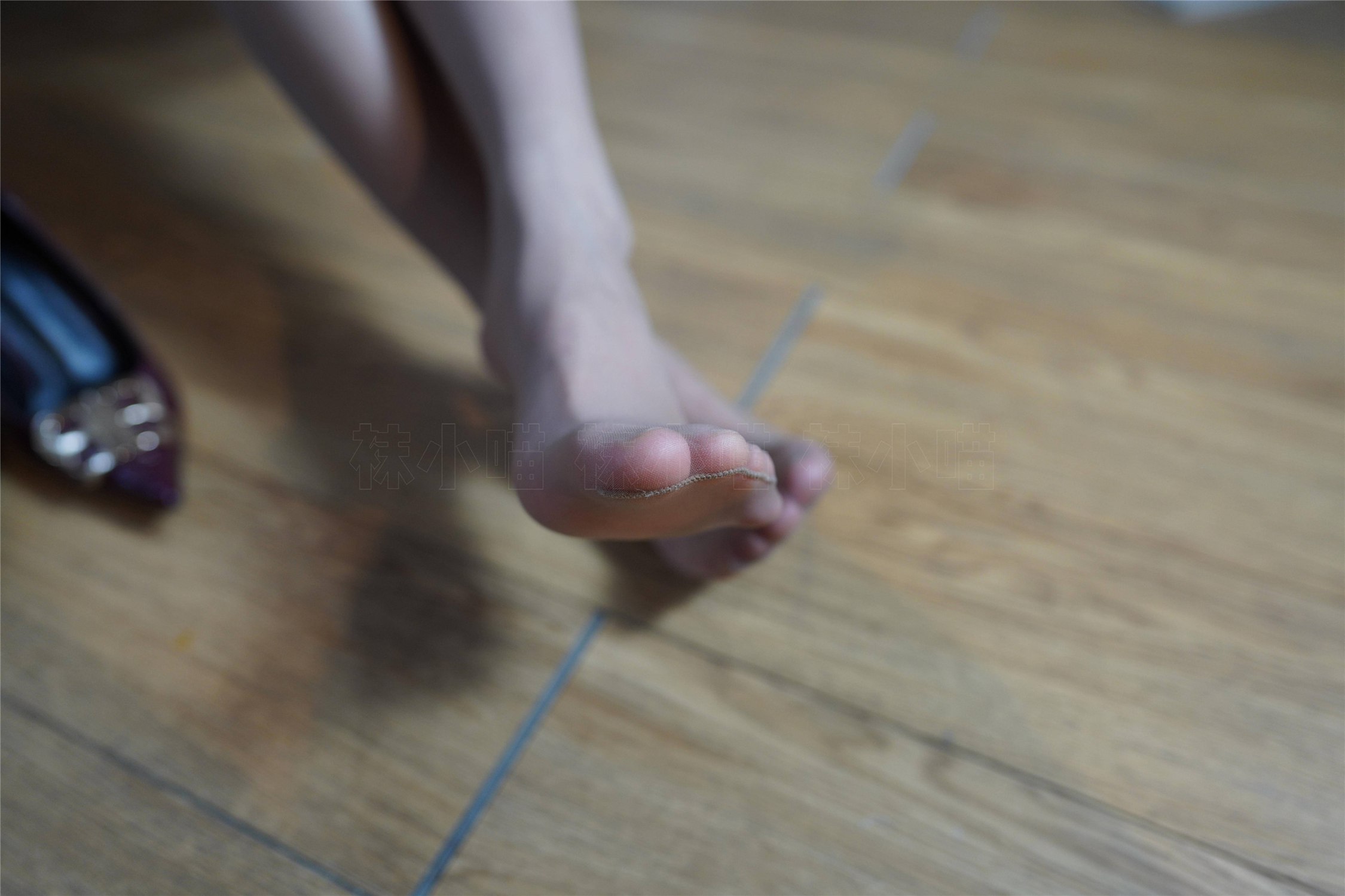 图片[91]-壹吻映画 YW003《静静·酒红皮裙》 [96P] – 速更版-美库