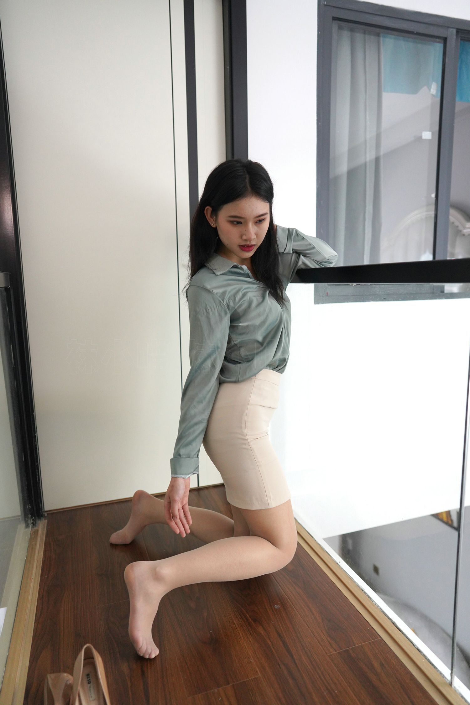 图片[16]-壹吻映画 YW007 小雪 – 职业装 [99P] – 速更版-美库