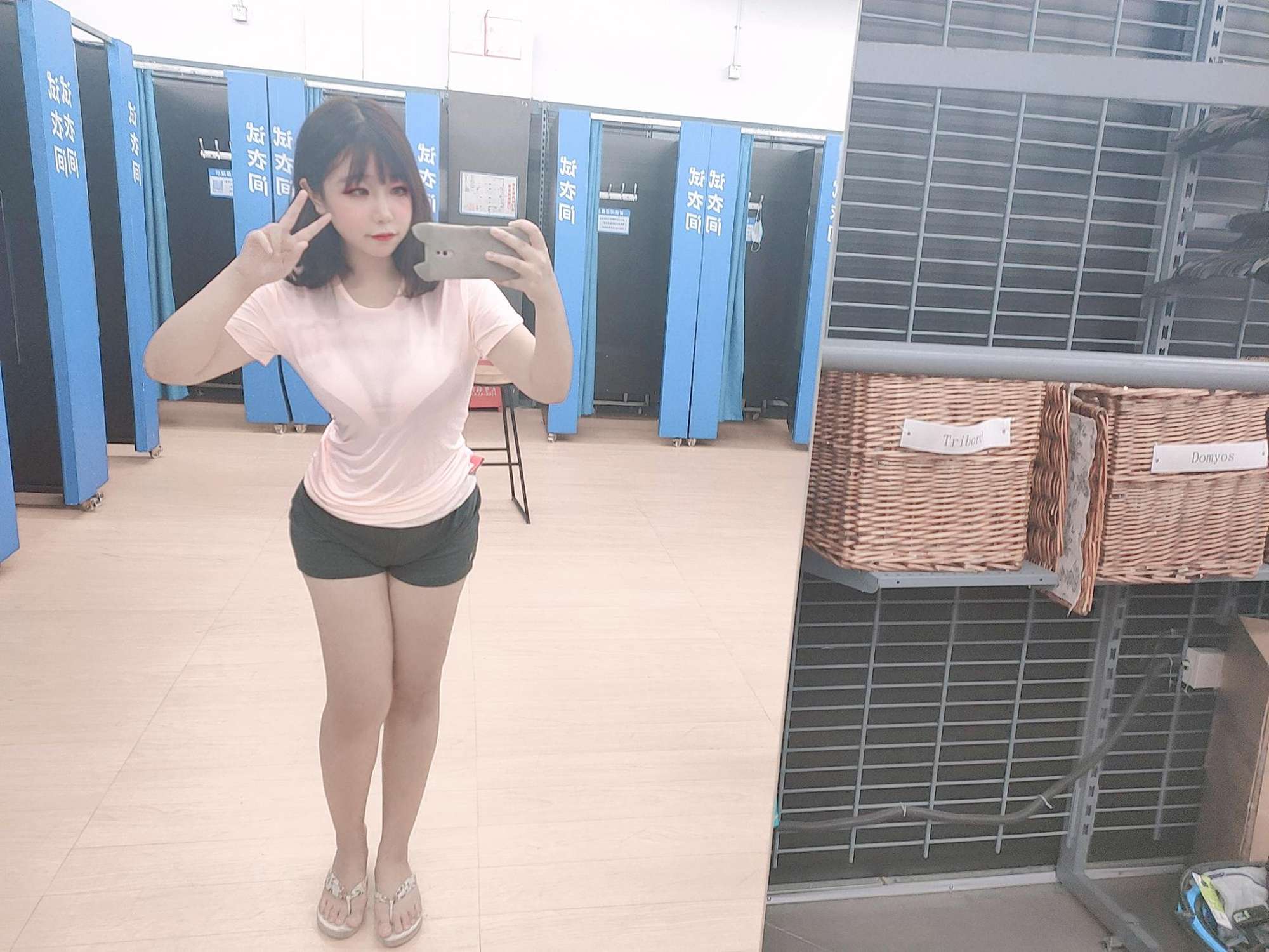 图片[42]-穆零Mu0 – 自拍散图 – 速更版-美库