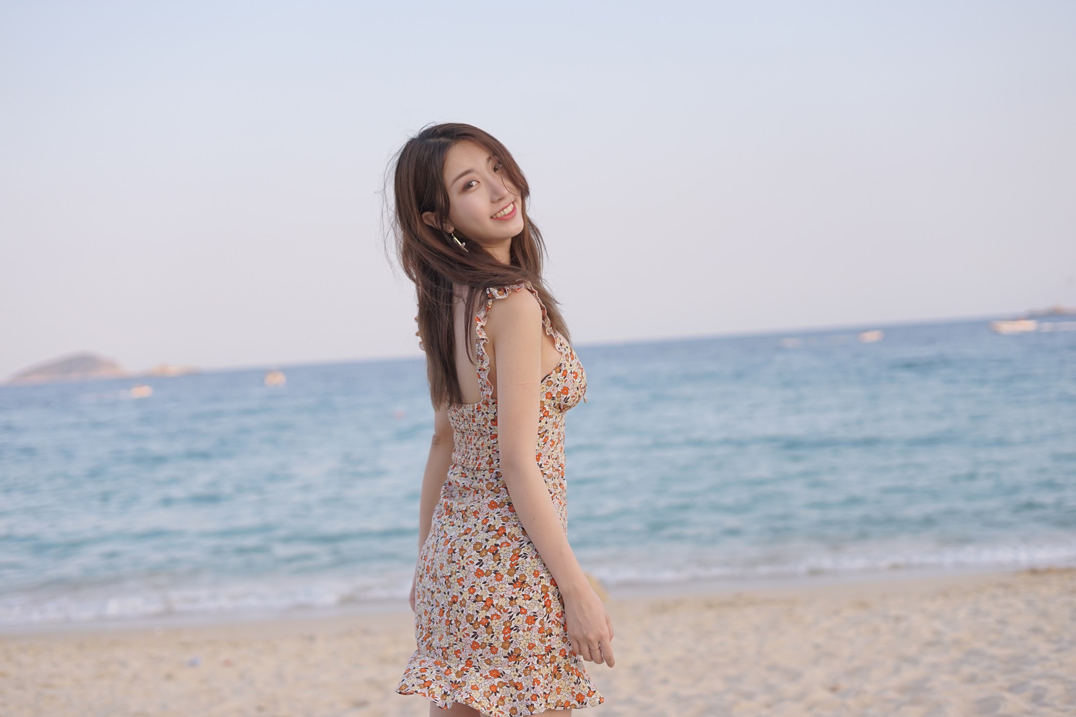 图片[14]-黑川 碎花连衣裙 – 速更版-美库