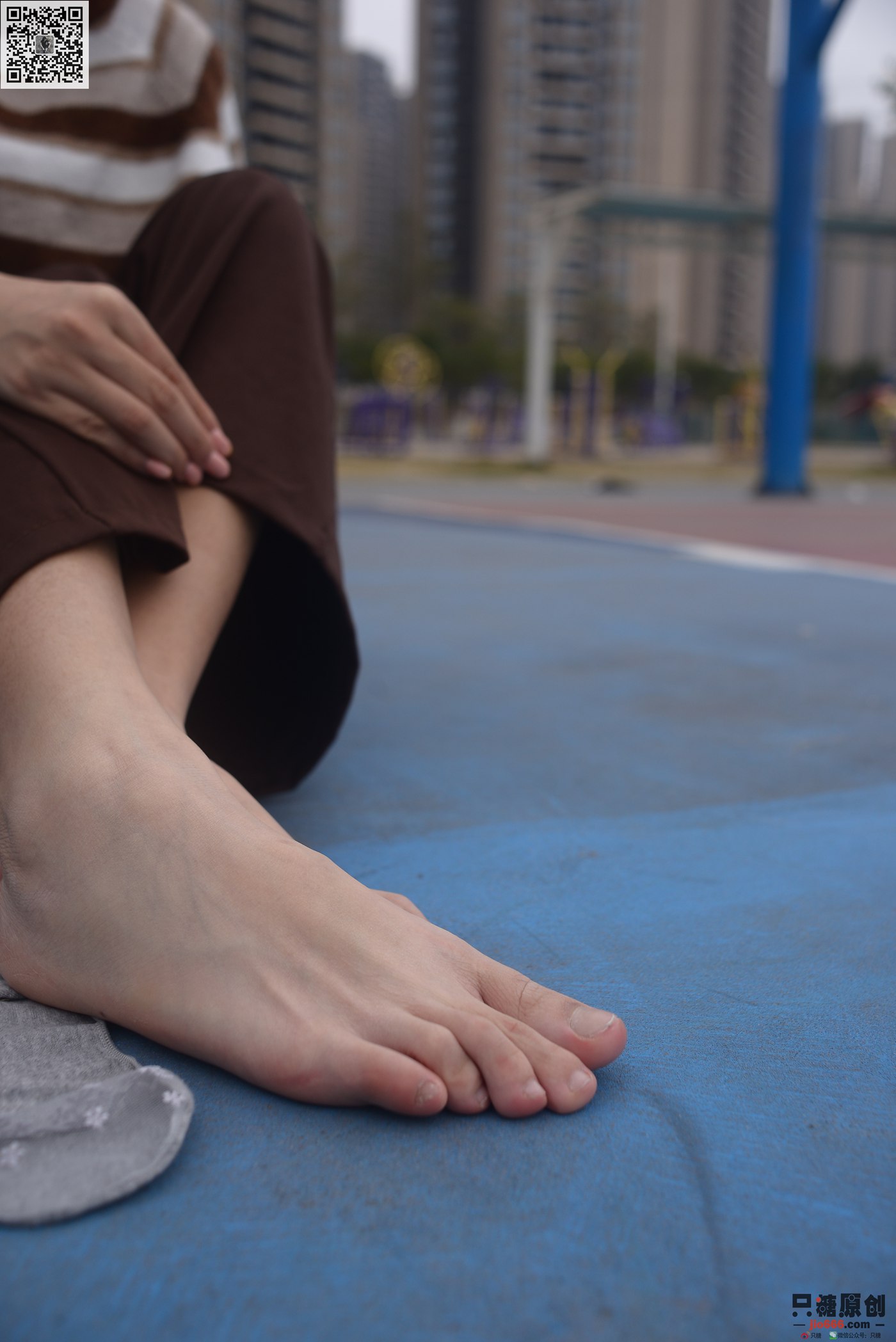 图片[26]-[只糖棉袜]NO.215 彤彤 初见你时难掩的悸动[182P] – 速更版-美库