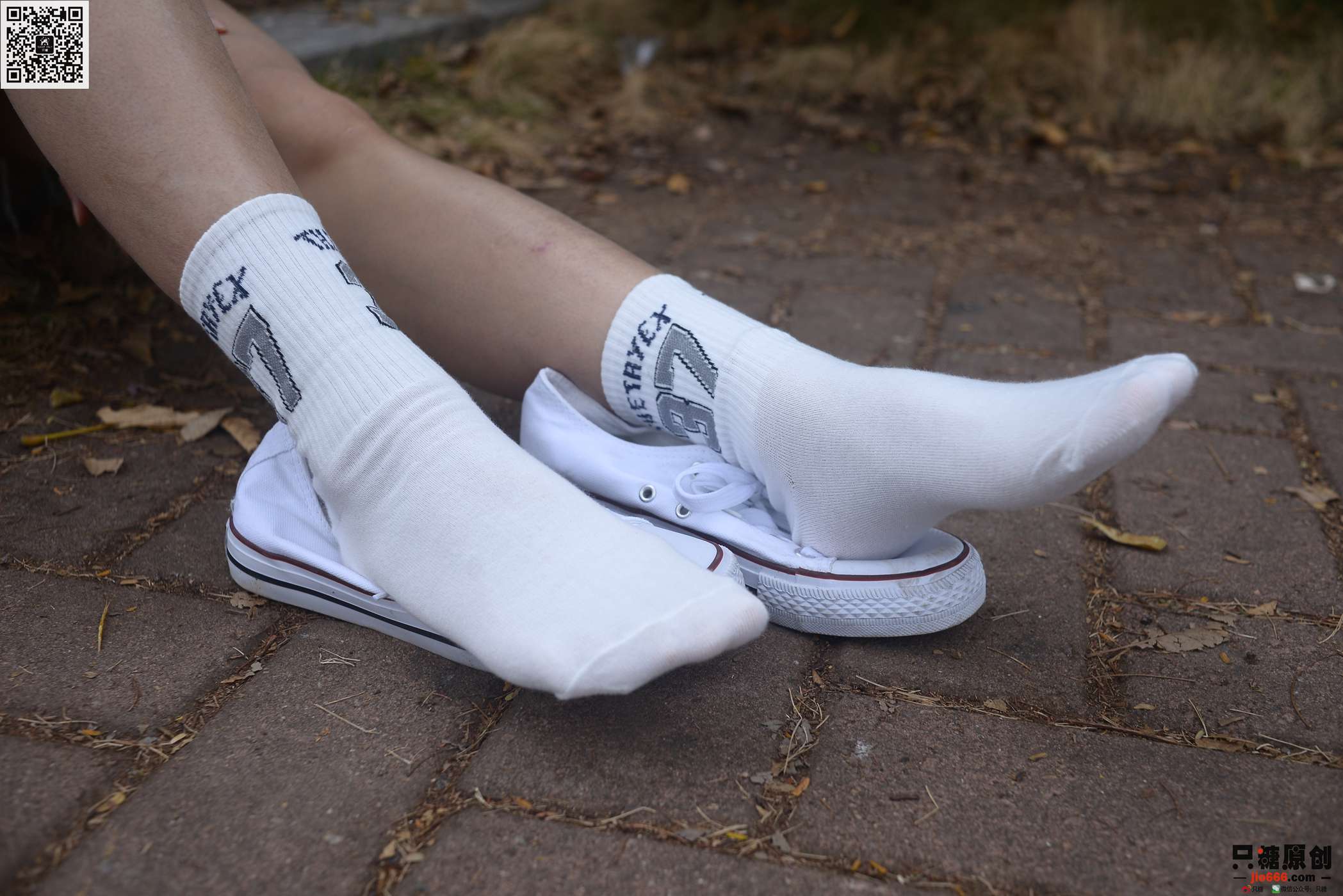 图片[16]-[只糖棉袜]NO.216 文文 人潮里不知所措[163P] – 速更版-美库