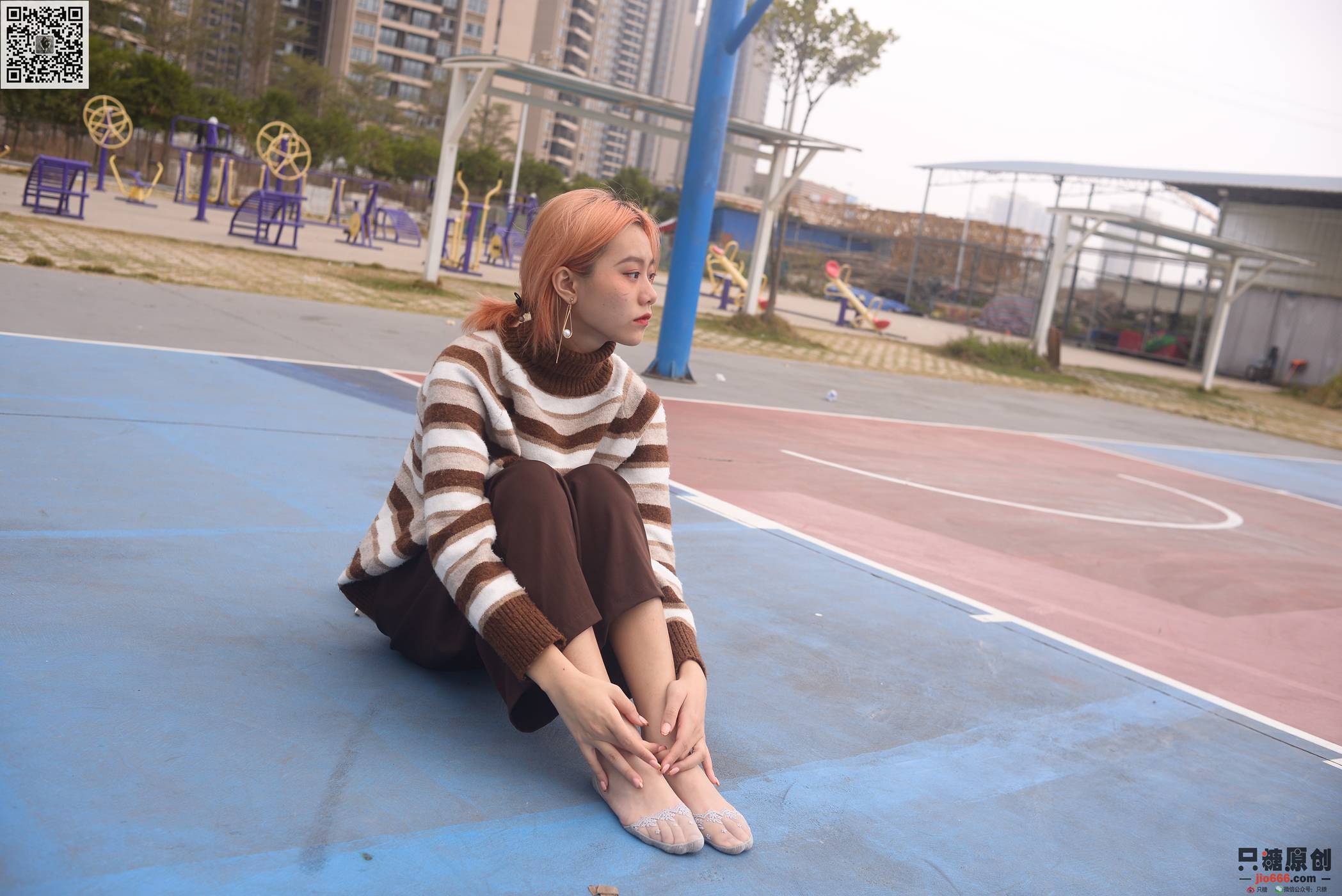 图片[54]-[只糖棉袜]NO.215 彤彤 初见你时难掩的悸动[182P] – 速更版-美库