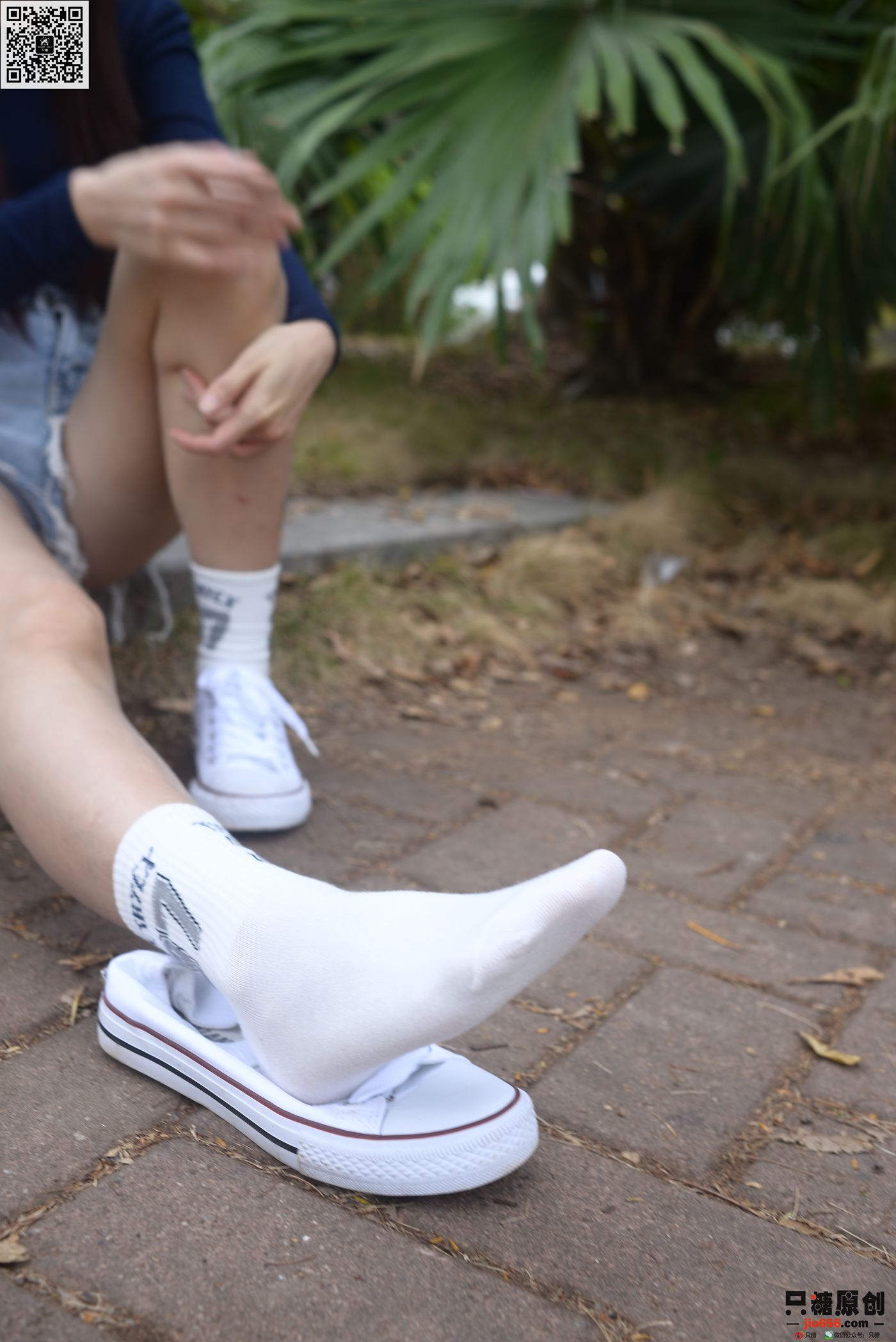 图片[30]-[只糖棉袜]NO.216 文文 人潮里不知所措[163P] – 速更版-美库