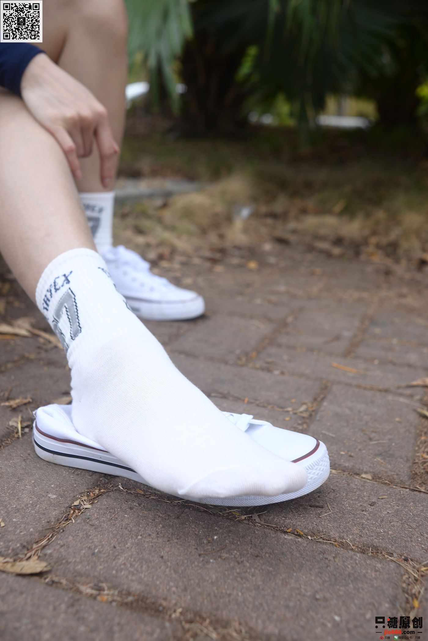 图片[32]-[只糖棉袜]NO.216 文文 人潮里不知所措[163P] – 速更版-美库