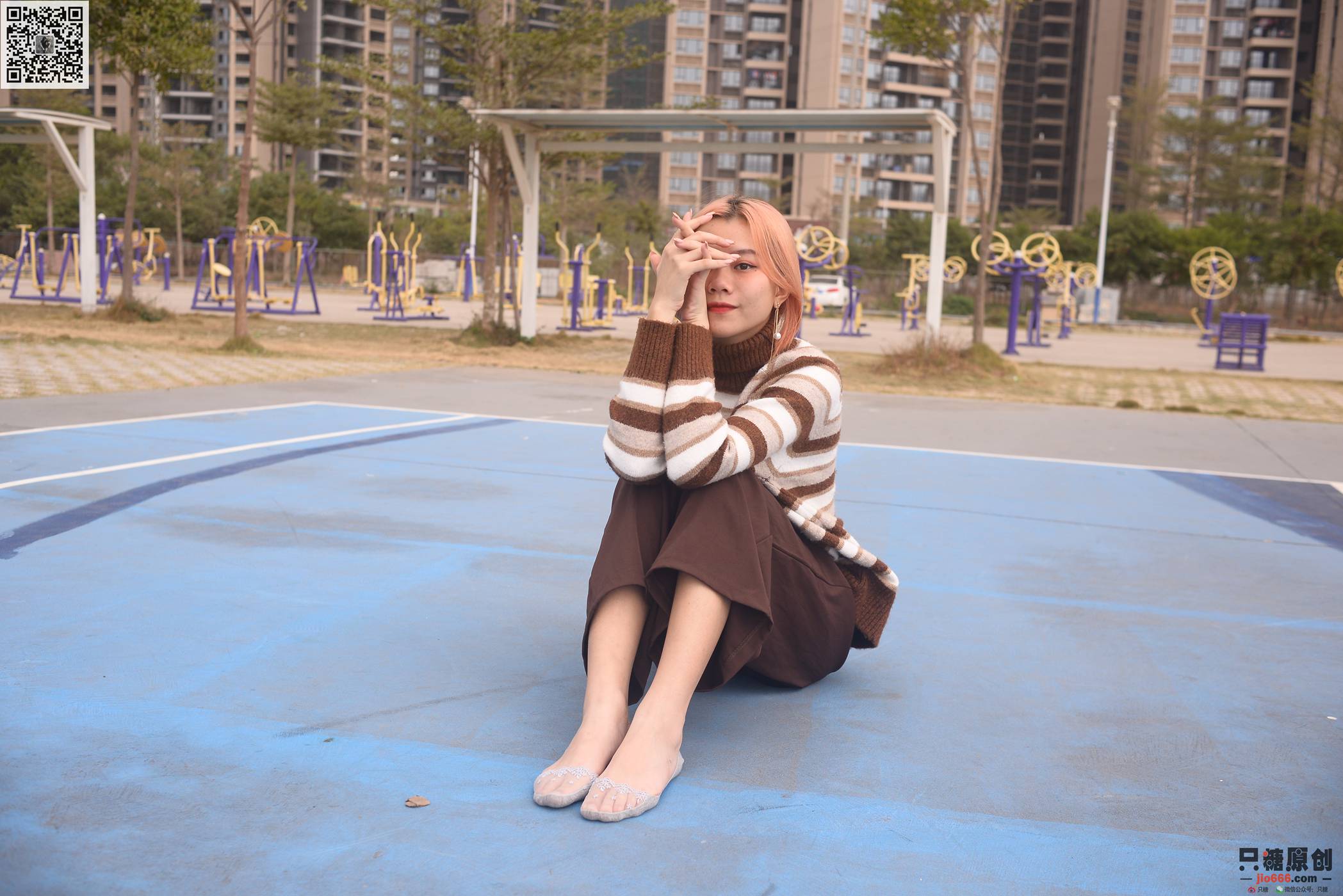 图片[59]-[只糖棉袜]NO.215 彤彤 初见你时难掩的悸动[182P] – 速更版-美库