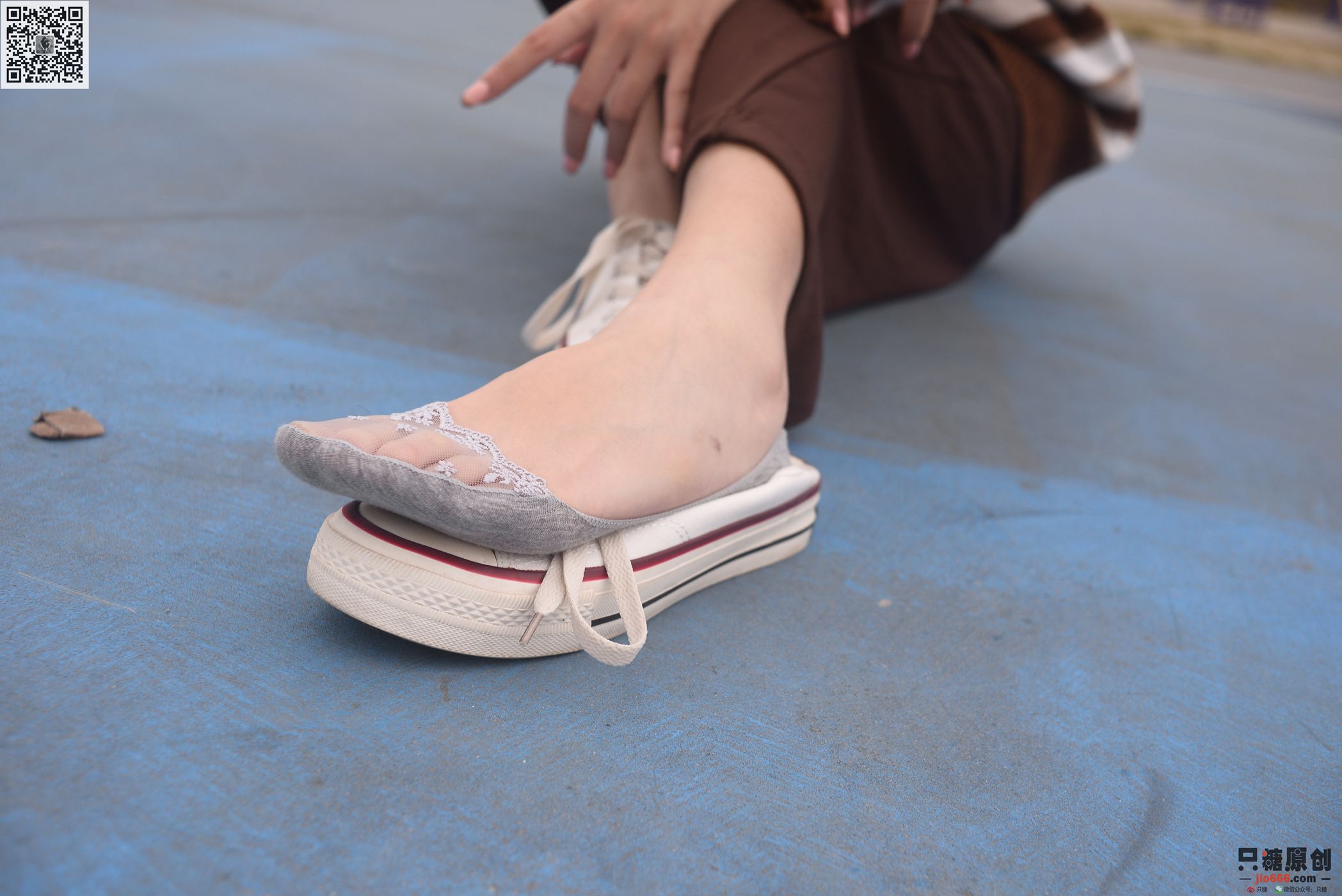 图片[65]-[只糖棉袜]NO.215 彤彤 初见你时难掩的悸动[182P] – 速更版-美库