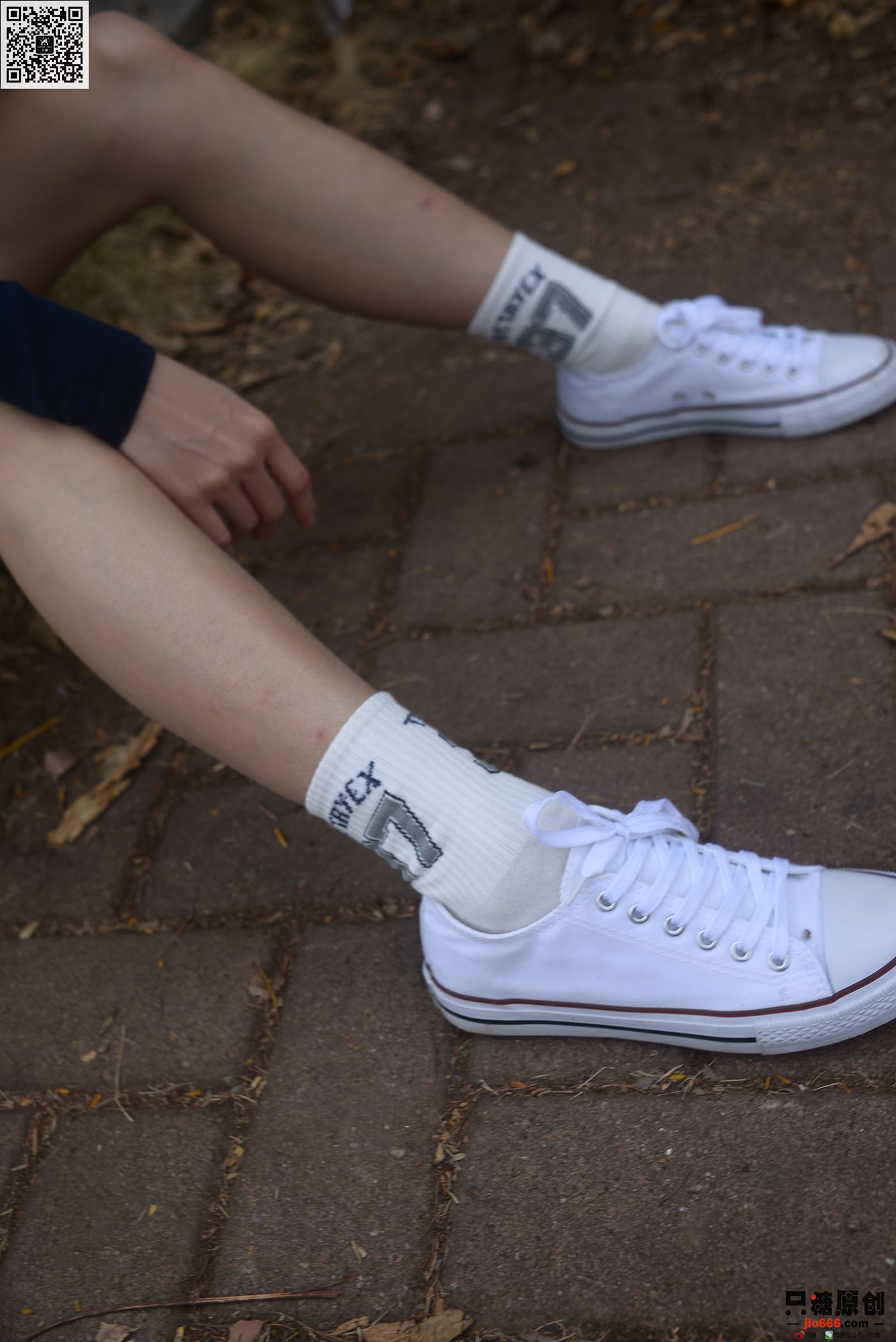 图片[48]-[只糖棉袜]NO.216 文文 人潮里不知所措[163P] – 速更版-美库