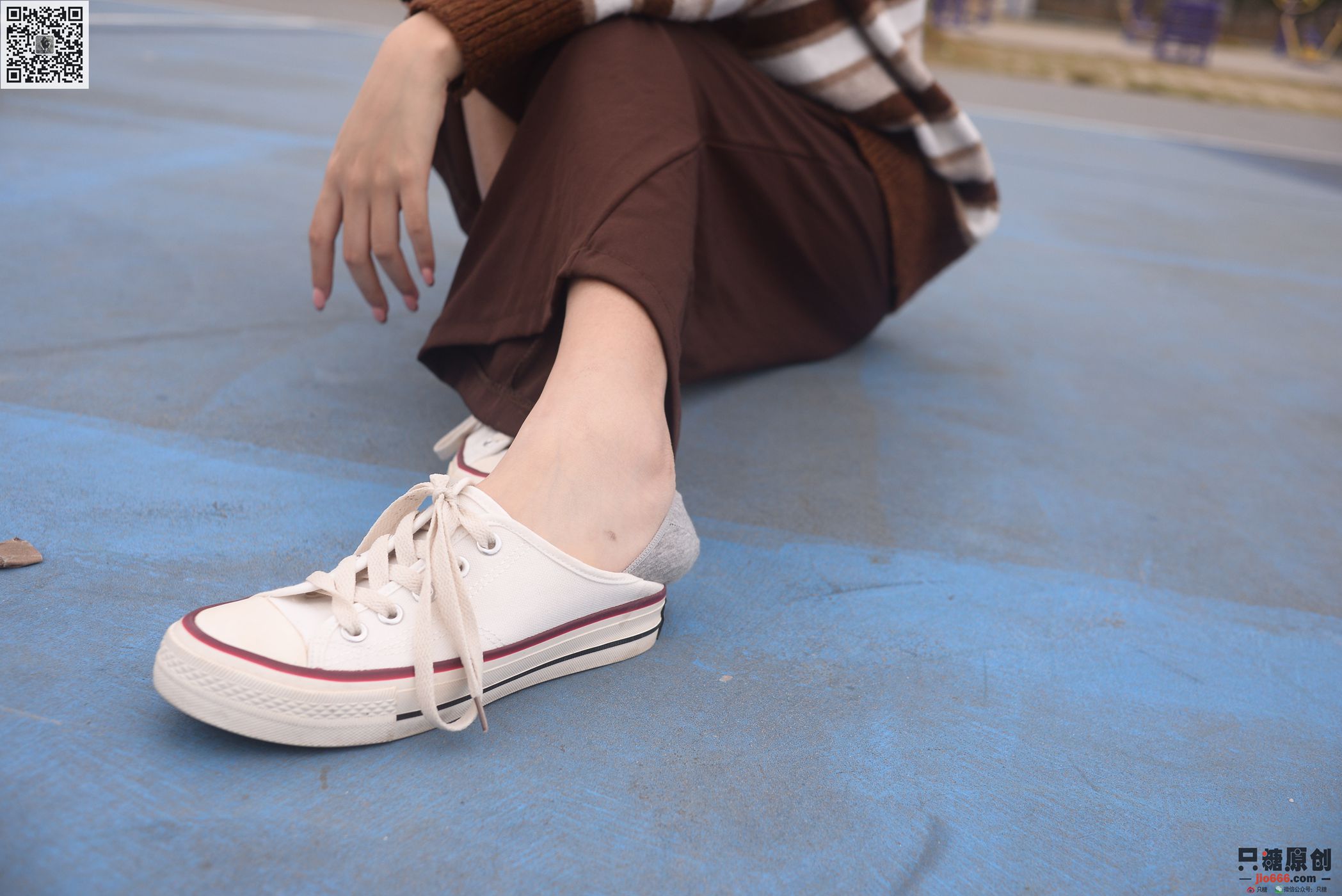 图片[80]-[只糖棉袜]NO.215 彤彤 初见你时难掩的悸动[182P] – 速更版-美库