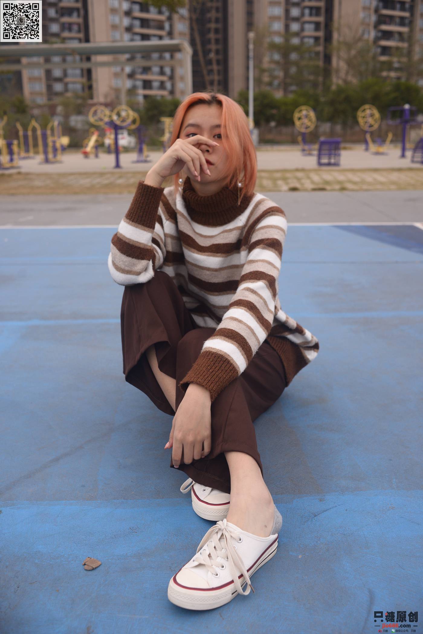 图片[81]-[只糖棉袜]NO.215 彤彤 初见你时难掩的悸动[182P] – 速更版-美库