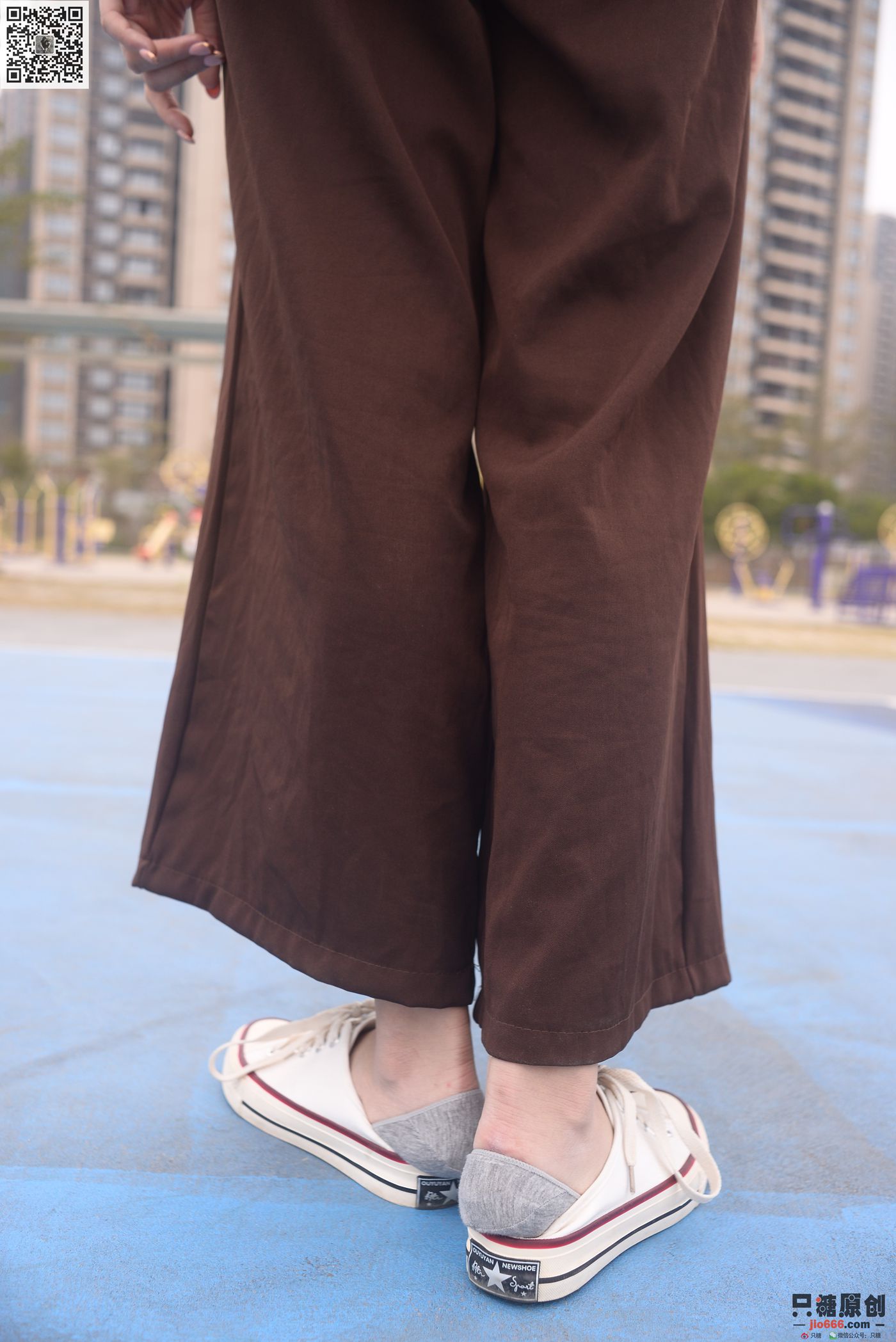 图片[87]-[只糖棉袜]NO.215 彤彤 初见你时难掩的悸动[182P] – 速更版-美库