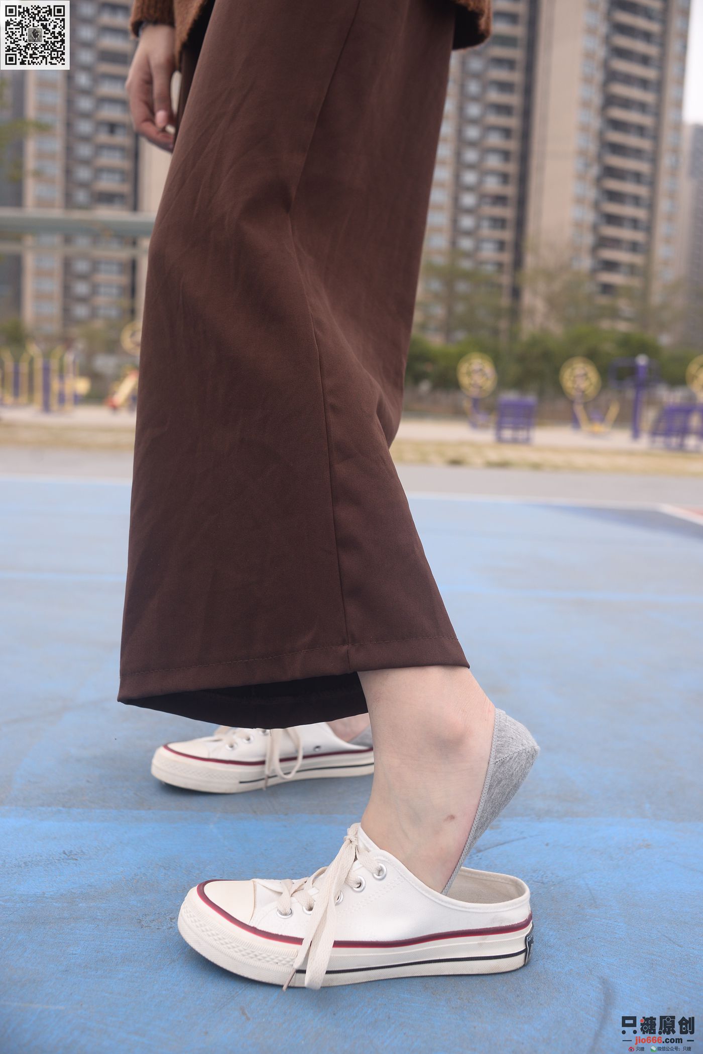 图片[91]-[只糖棉袜]NO.215 彤彤 初见你时难掩的悸动[182P] – 速更版-美库