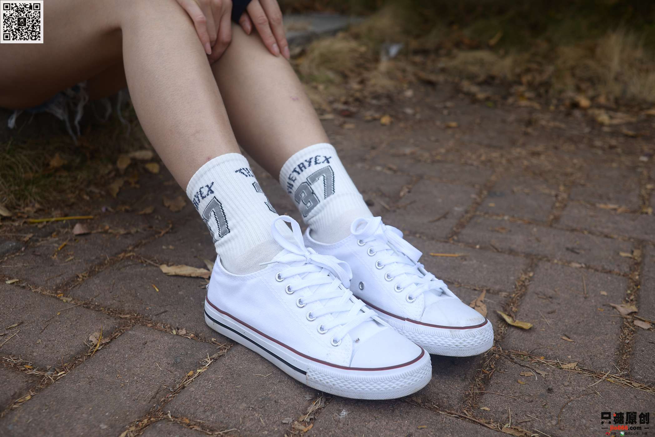 图片[60]-[只糖棉袜]NO.216 文文 人潮里不知所措[163P] – 速更版-美库