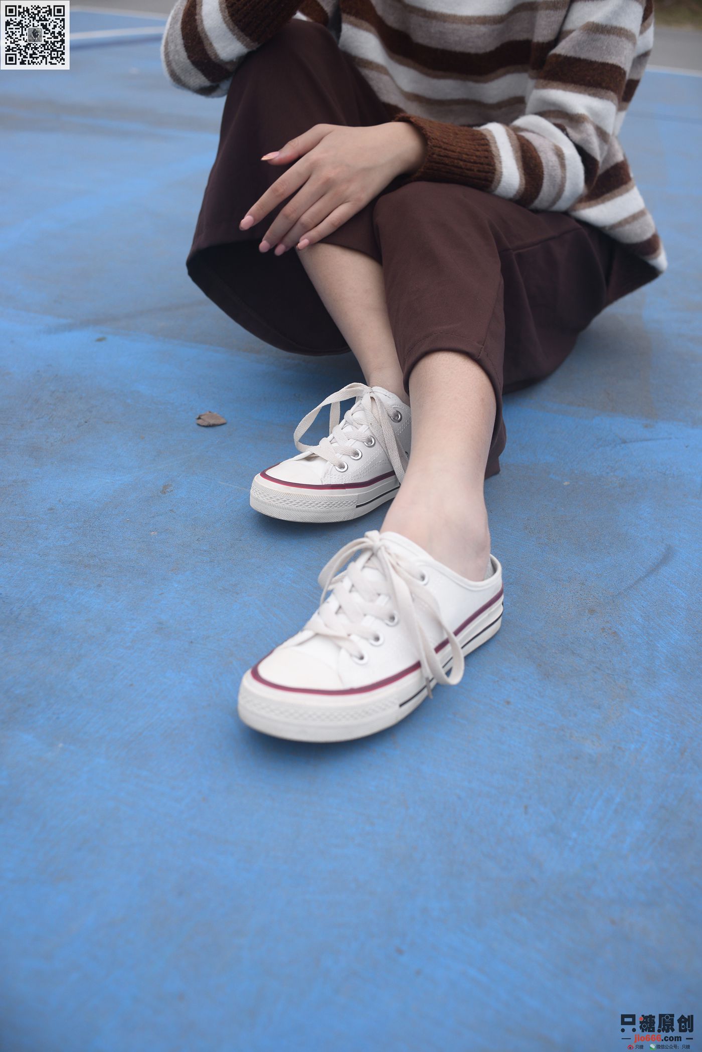 图片[102]-[只糖棉袜]NO.215 彤彤 初见你时难掩的悸动[182P] – 速更版-美库