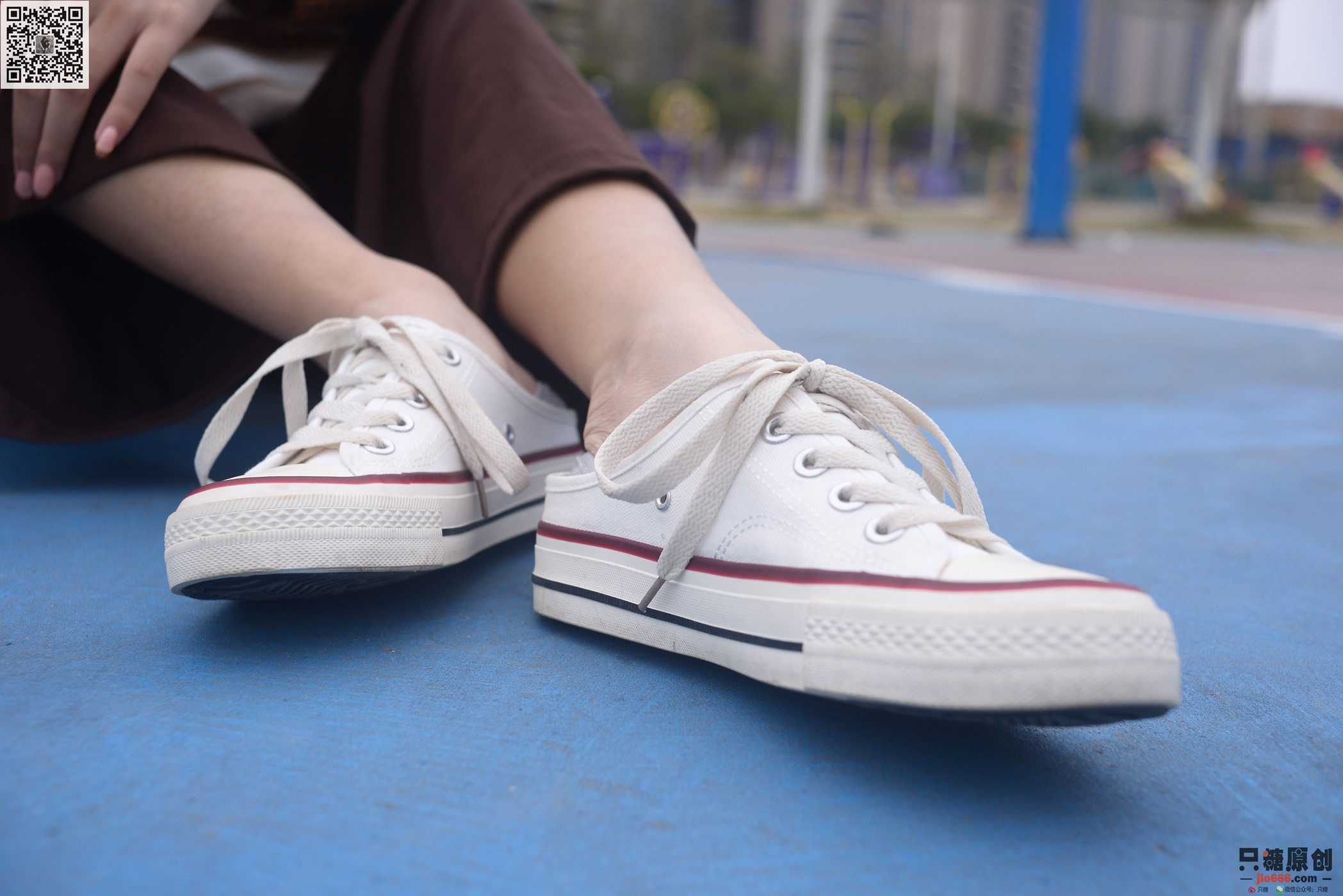 图片[110]-[只糖棉袜]NO.215 彤彤 初见你时难掩的悸动[182P] – 速更版-美库