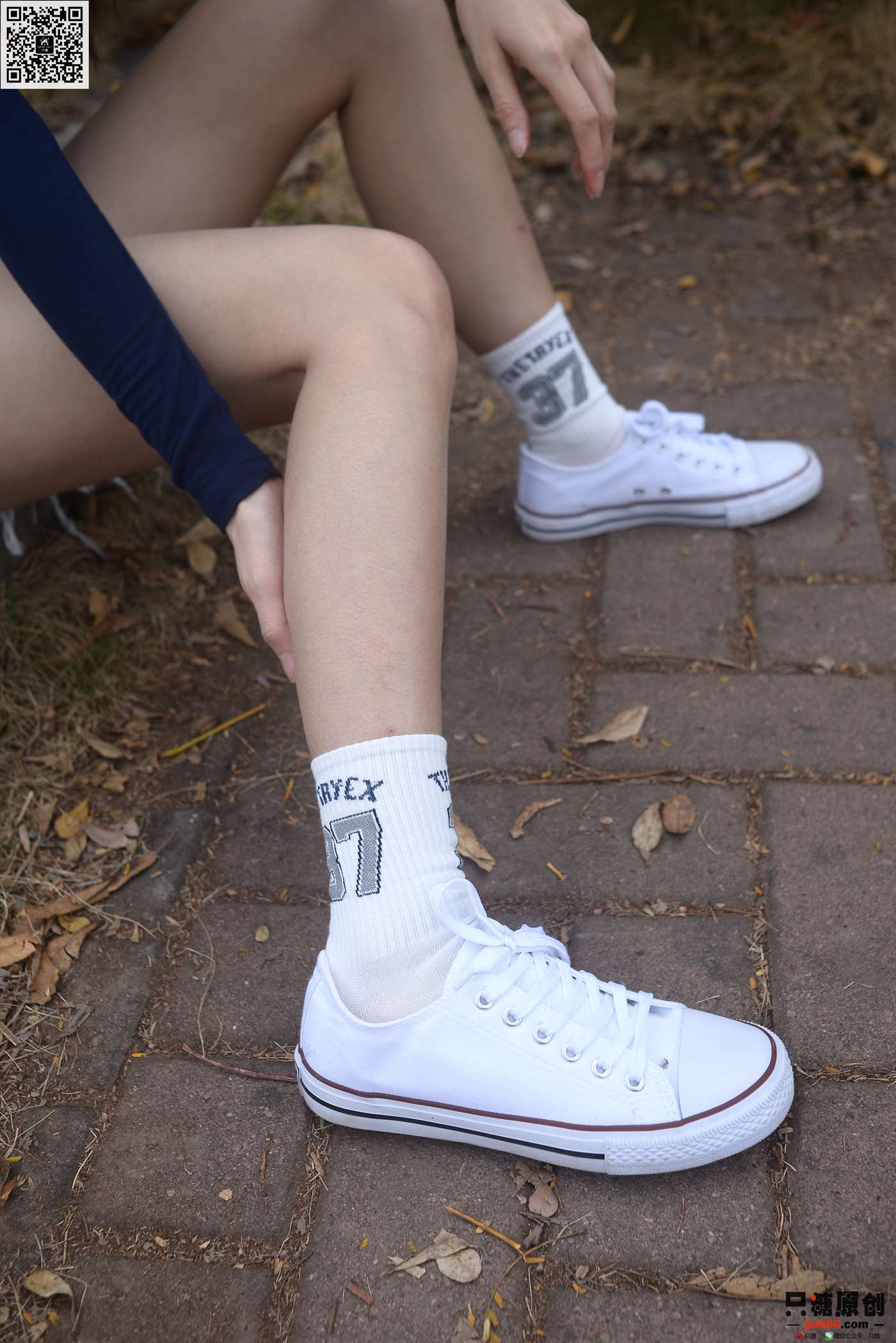 图片[76]-[只糖棉袜]NO.216 文文 人潮里不知所措[163P] – 速更版-美库