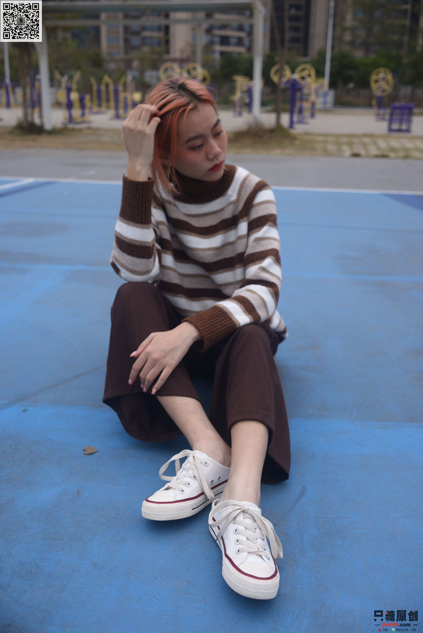 图片[111]-[只糖棉袜]NO.215 彤彤 初见你时难掩的悸动[182P] – 速更版-美库