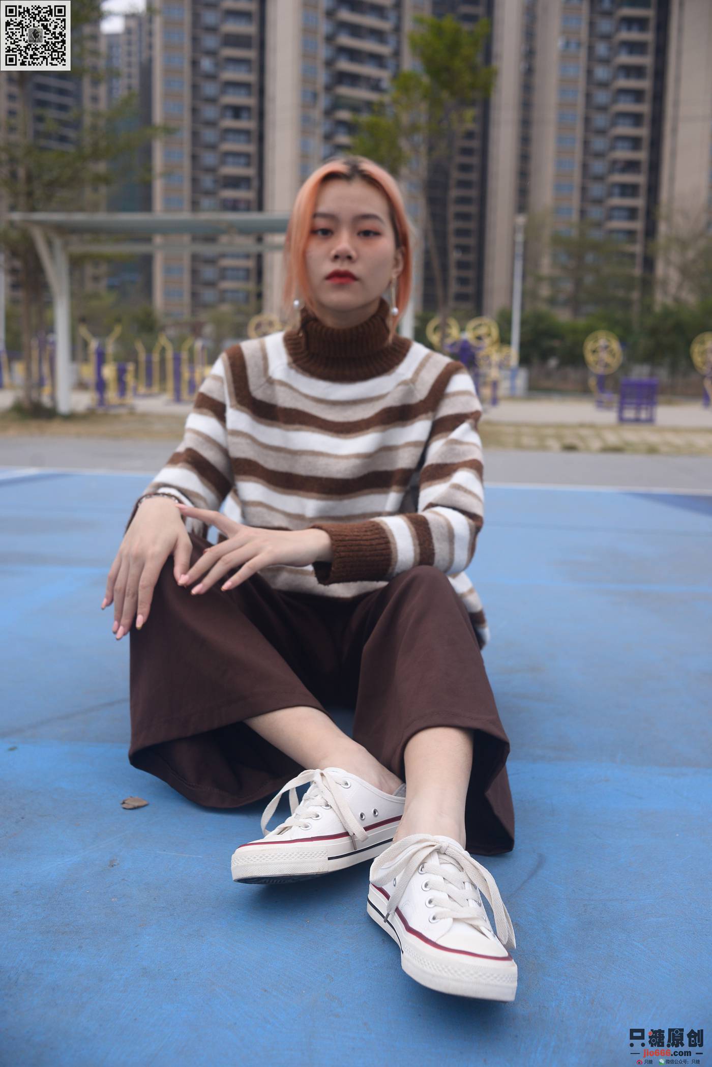 图片[116]-[只糖棉袜]NO.215 彤彤 初见你时难掩的悸动[182P] – 速更版-美库