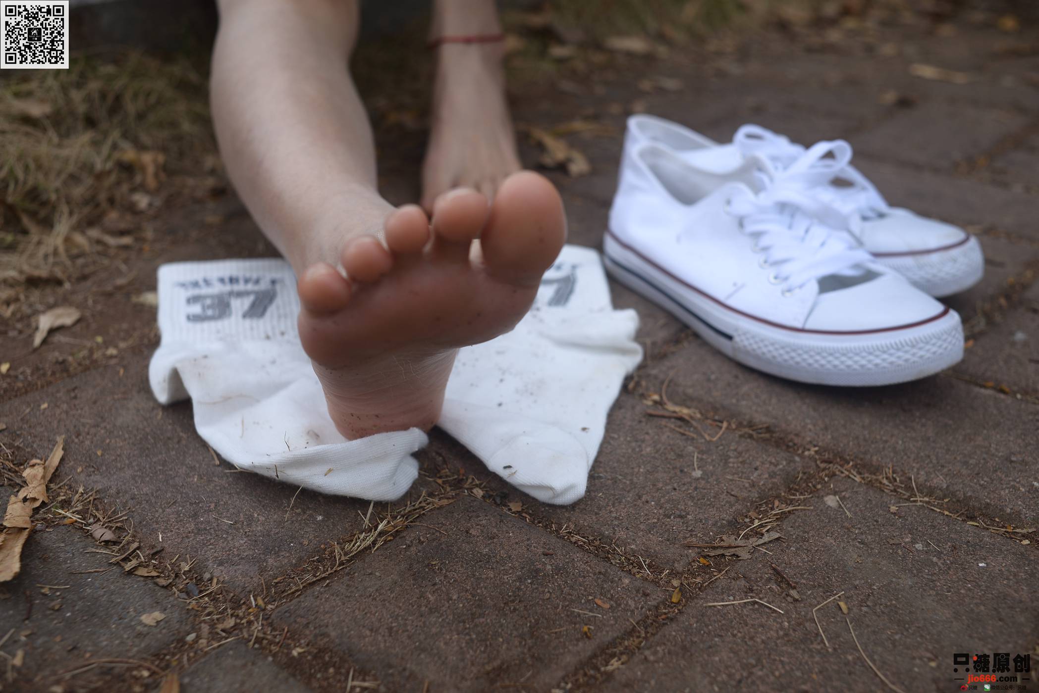 图片[84]-[只糖棉袜]NO.216 文文 人潮里不知所措[163P] – 速更版-美库