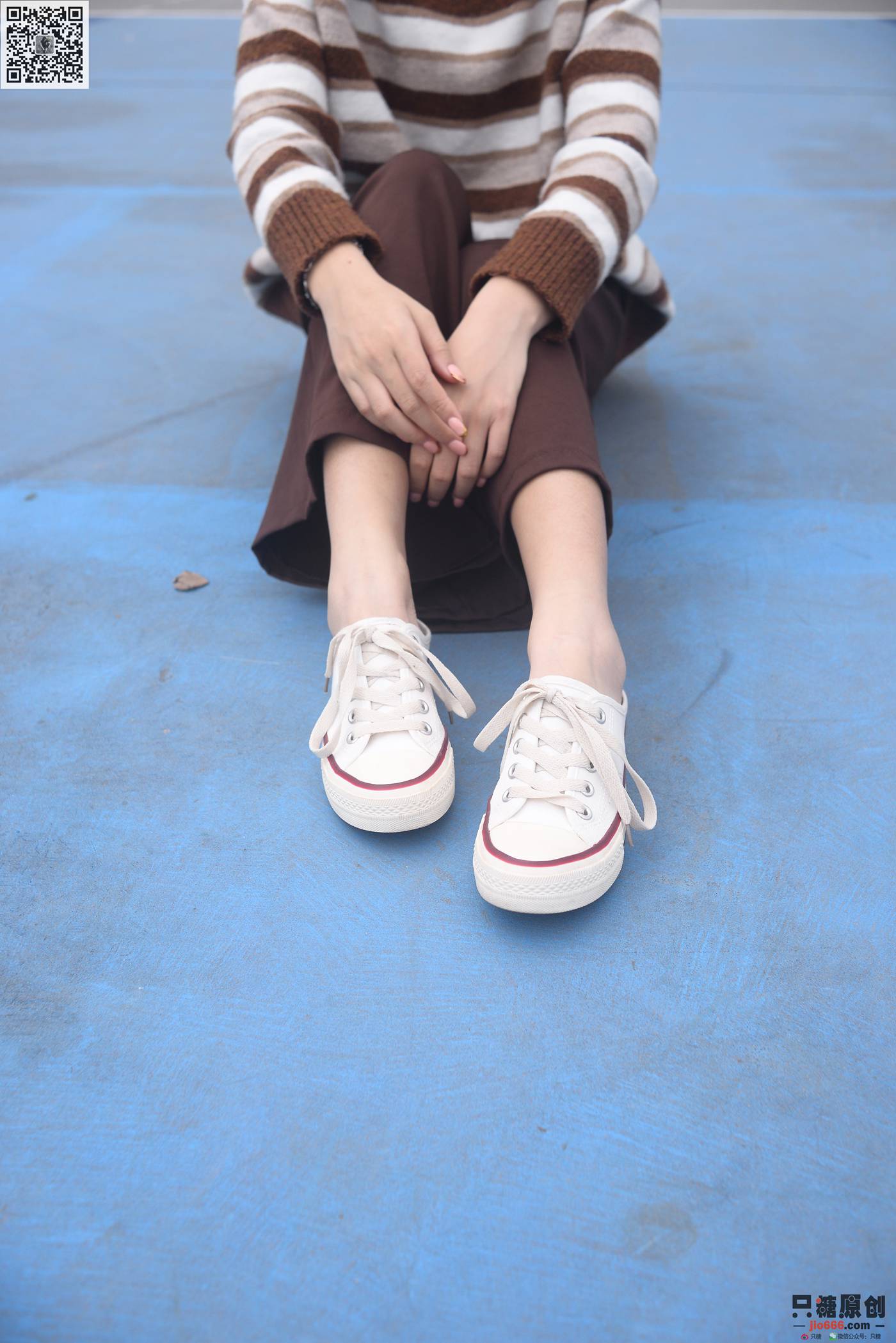 图片[127]-[只糖棉袜]NO.215 彤彤 初见你时难掩的悸动[182P] – 速更版-美库