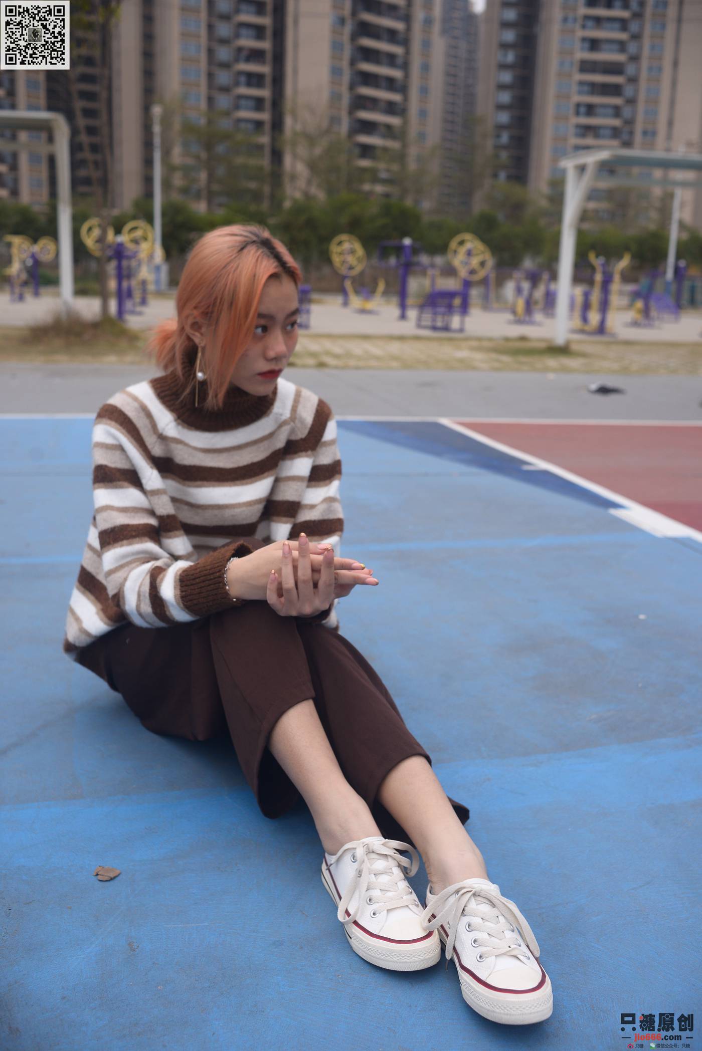 图片[134]-[只糖棉袜]NO.215 彤彤 初见你时难掩的悸动[182P] – 速更版-美库