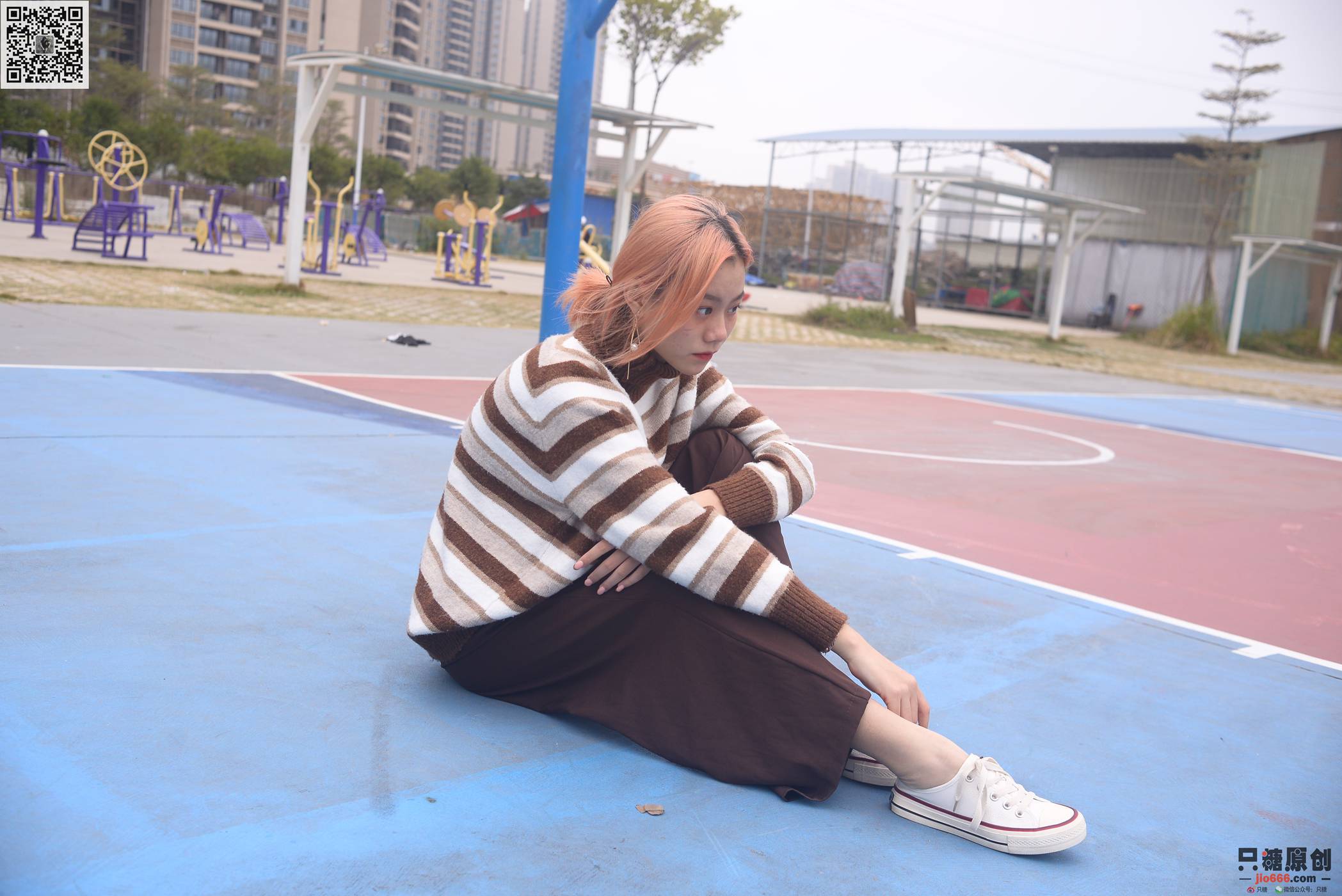 图片[145]-[只糖棉袜]NO.215 彤彤 初见你时难掩的悸动[182P] – 速更版-美库