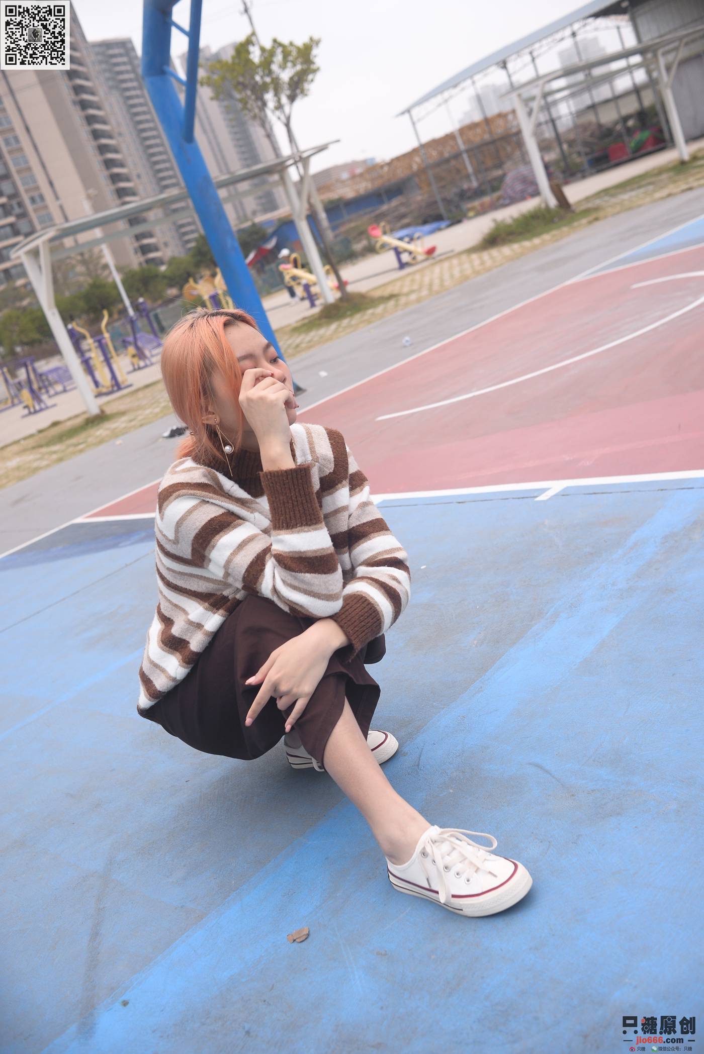 图片[151]-[只糖棉袜]NO.215 彤彤 初见你时难掩的悸动[182P] – 速更版-美库