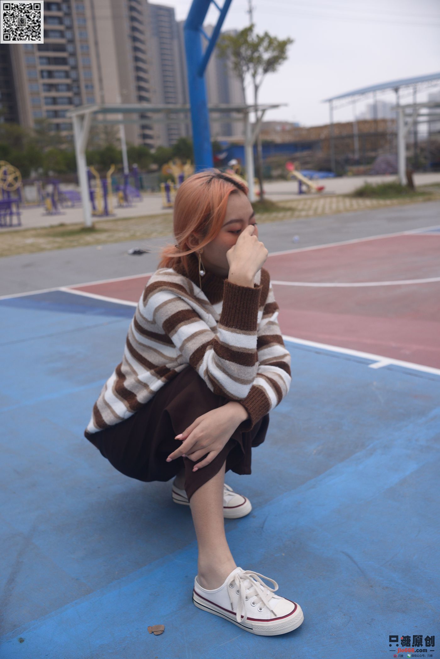 图片[153]-[只糖棉袜]NO.215 彤彤 初见你时难掩的悸动[182P] – 速更版-美库