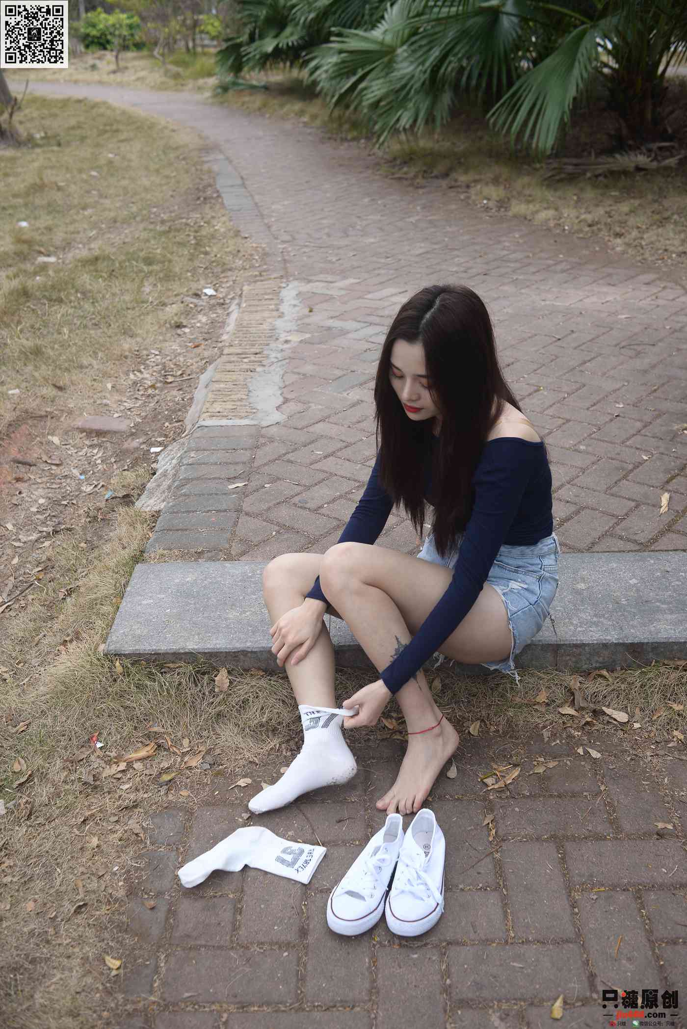 图片[127]-[只糖棉袜]NO.216 文文 人潮里不知所措[163P] – 速更版-美库