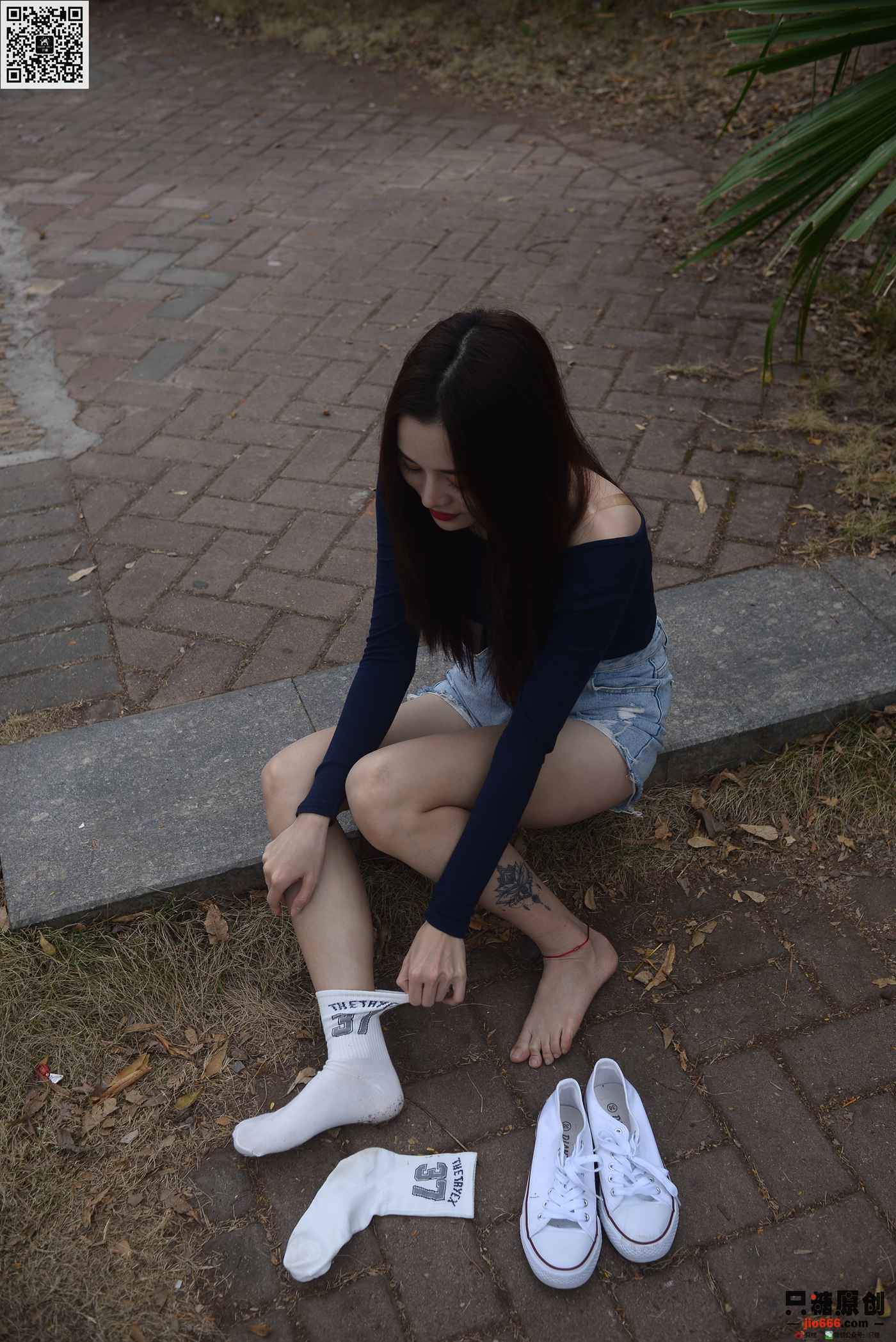 图片[129]-[只糖棉袜]NO.216 文文 人潮里不知所措[163P] – 速更版-美库