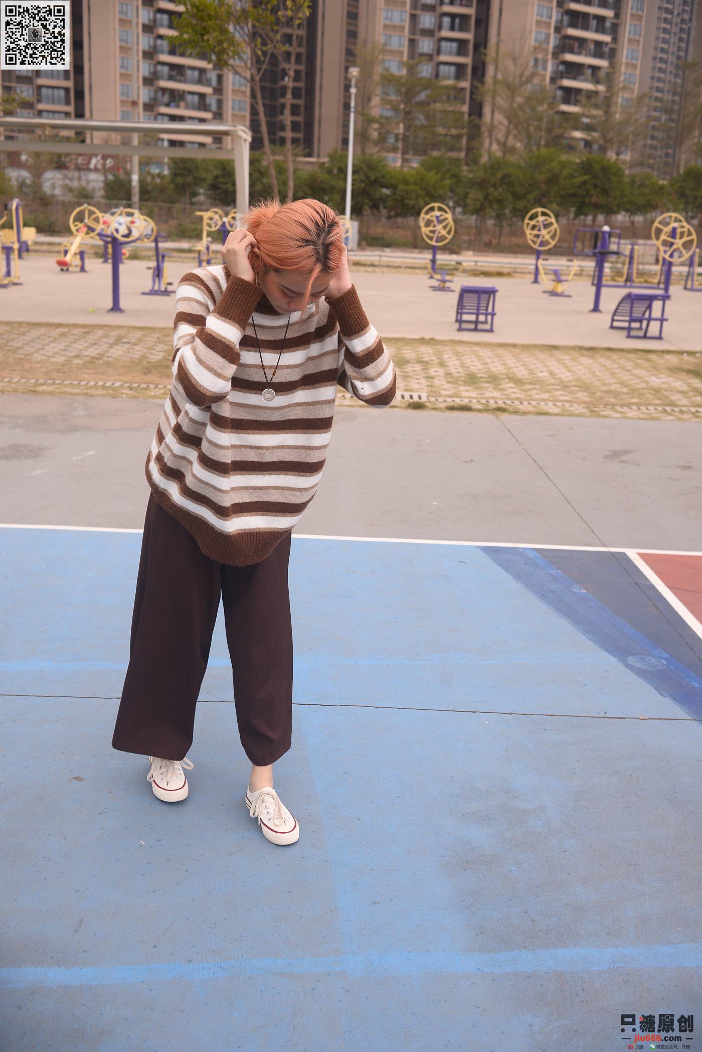 图片[168]-[只糖棉袜]NO.215 彤彤 初见你时难掩的悸动[182P] – 速更版-美库