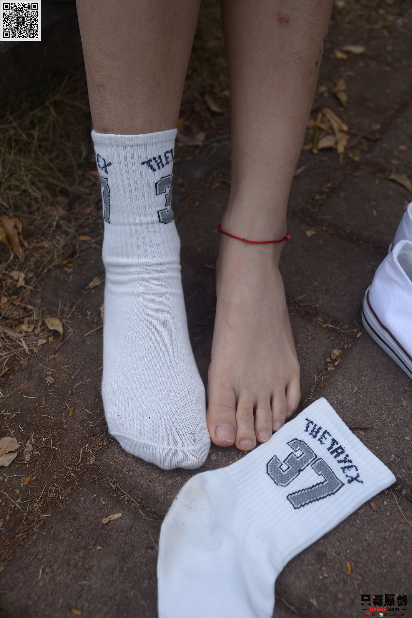 图片[139]-[只糖棉袜]NO.216 文文 人潮里不知所措[163P] – 速更版-美库