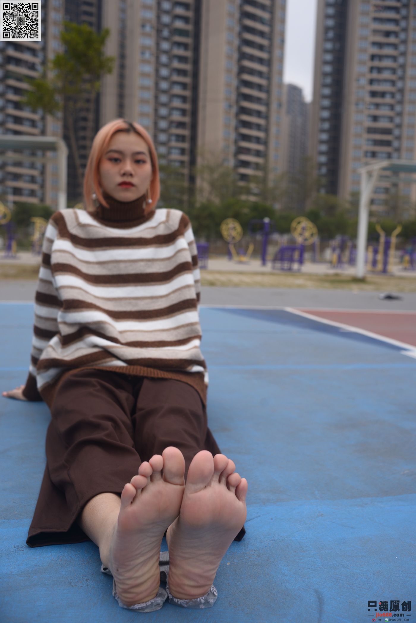 图片[176]-[只糖棉袜]NO.215 彤彤 初见你时难掩的悸动[182P] – 速更版-美库