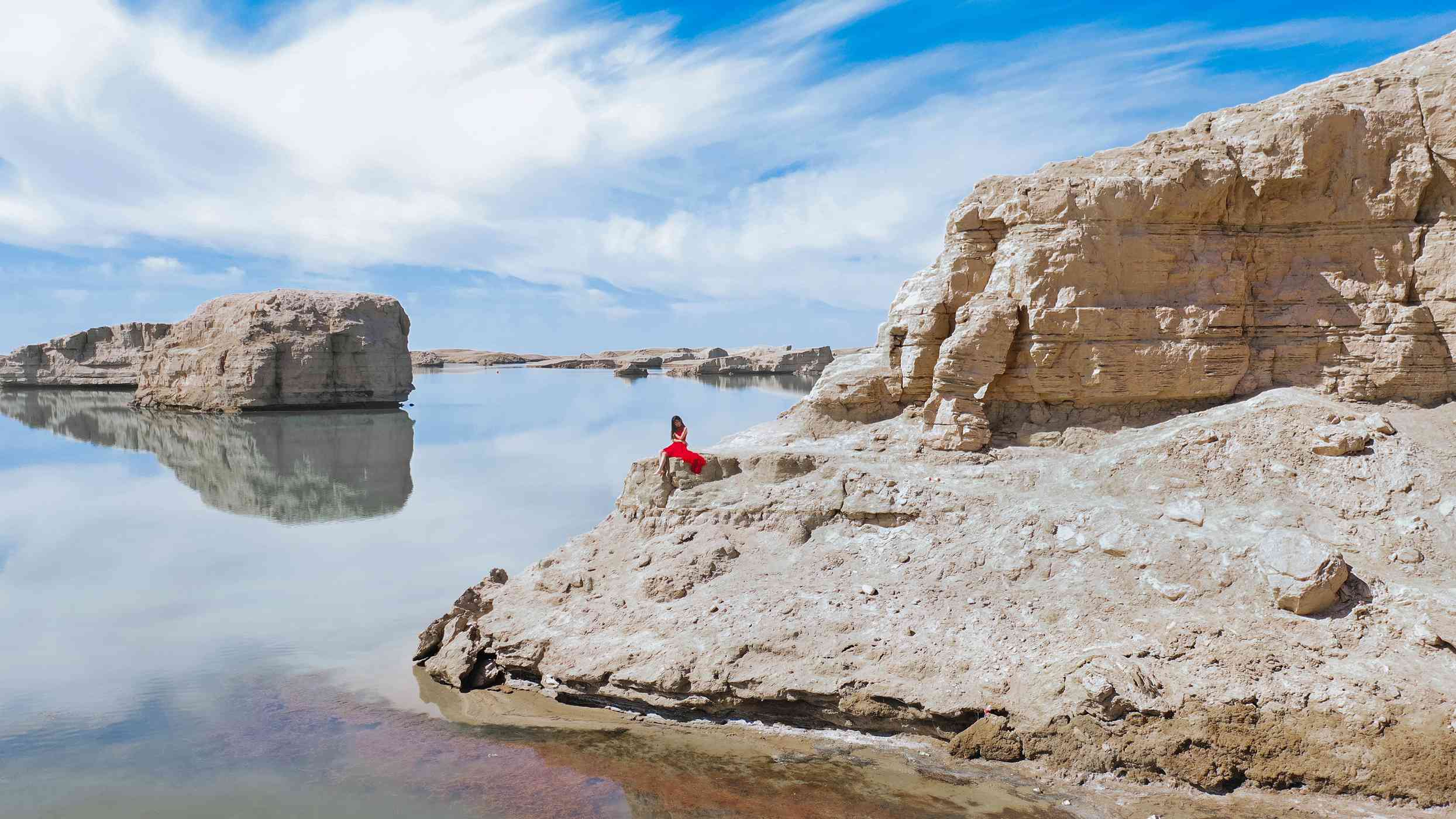 图片[14]-[喵糖映画]VOL.372 海边红裙[25P] – 速更版-美库