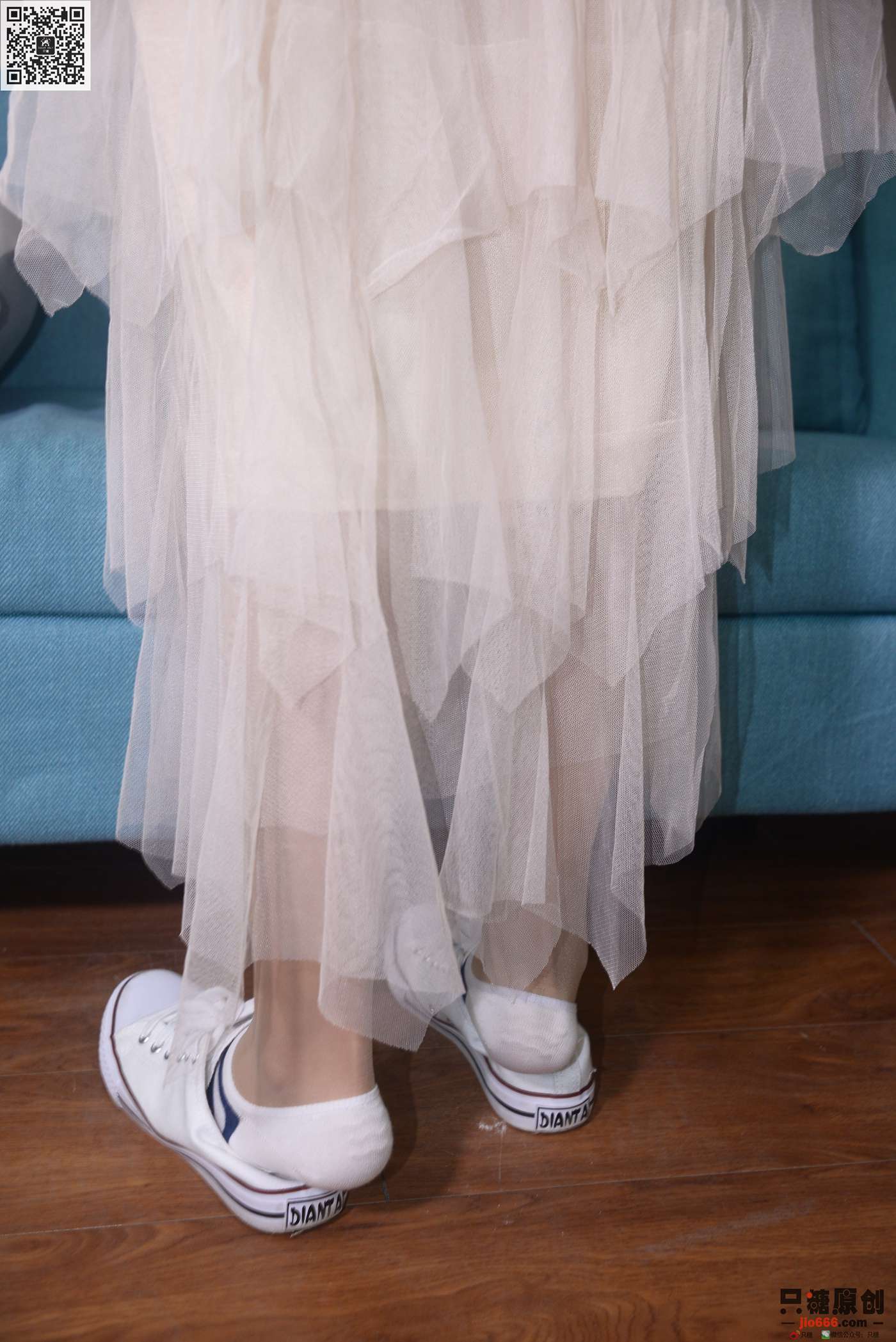 图片[16]-[只糖棉袜]NO.220 陈韵 冬去春来，等尘埃落定[197P] – 速更版-美库