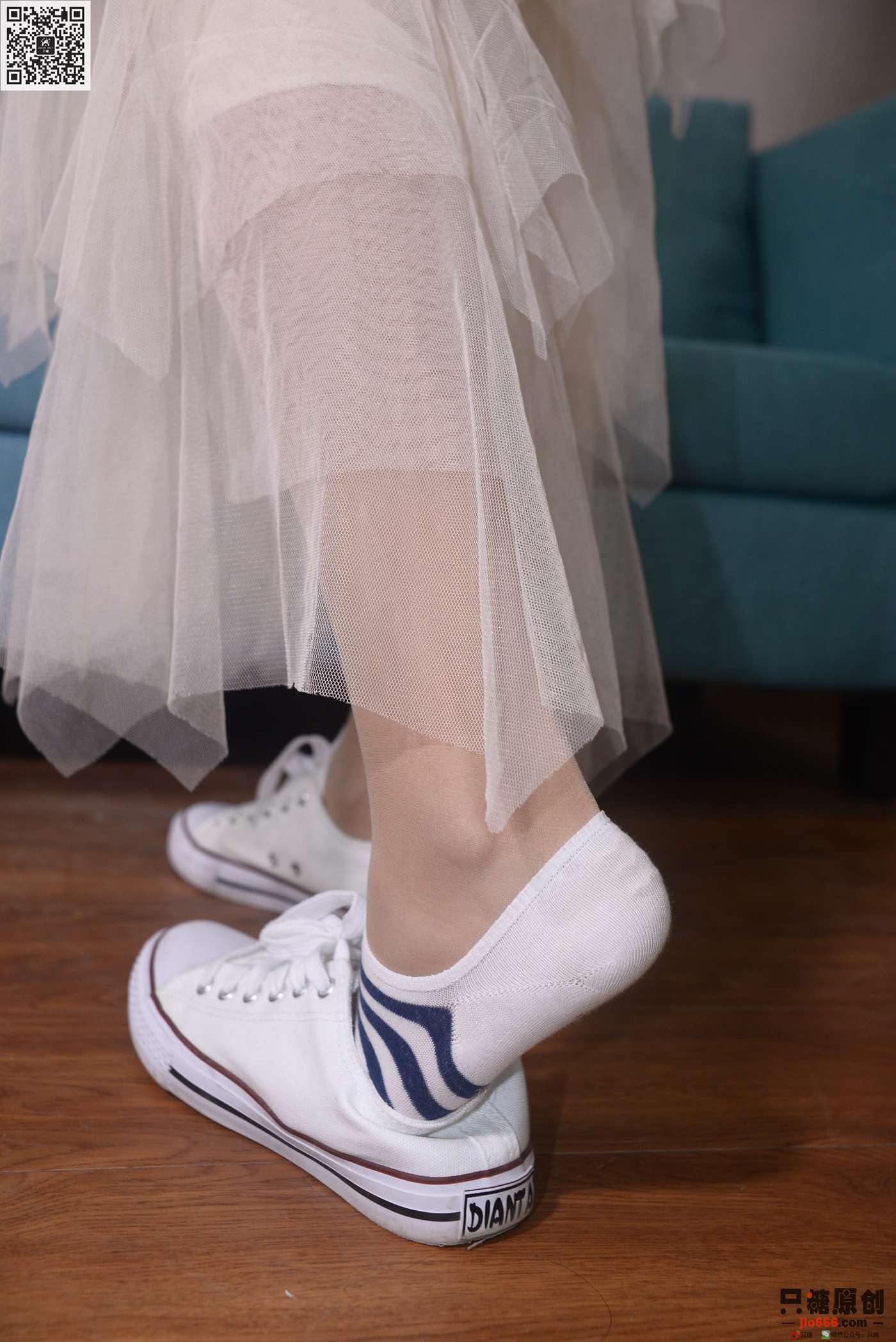 图片[25]-[只糖棉袜]NO.220 陈韵 冬去春来，等尘埃落定[197P] – 速更版-美库