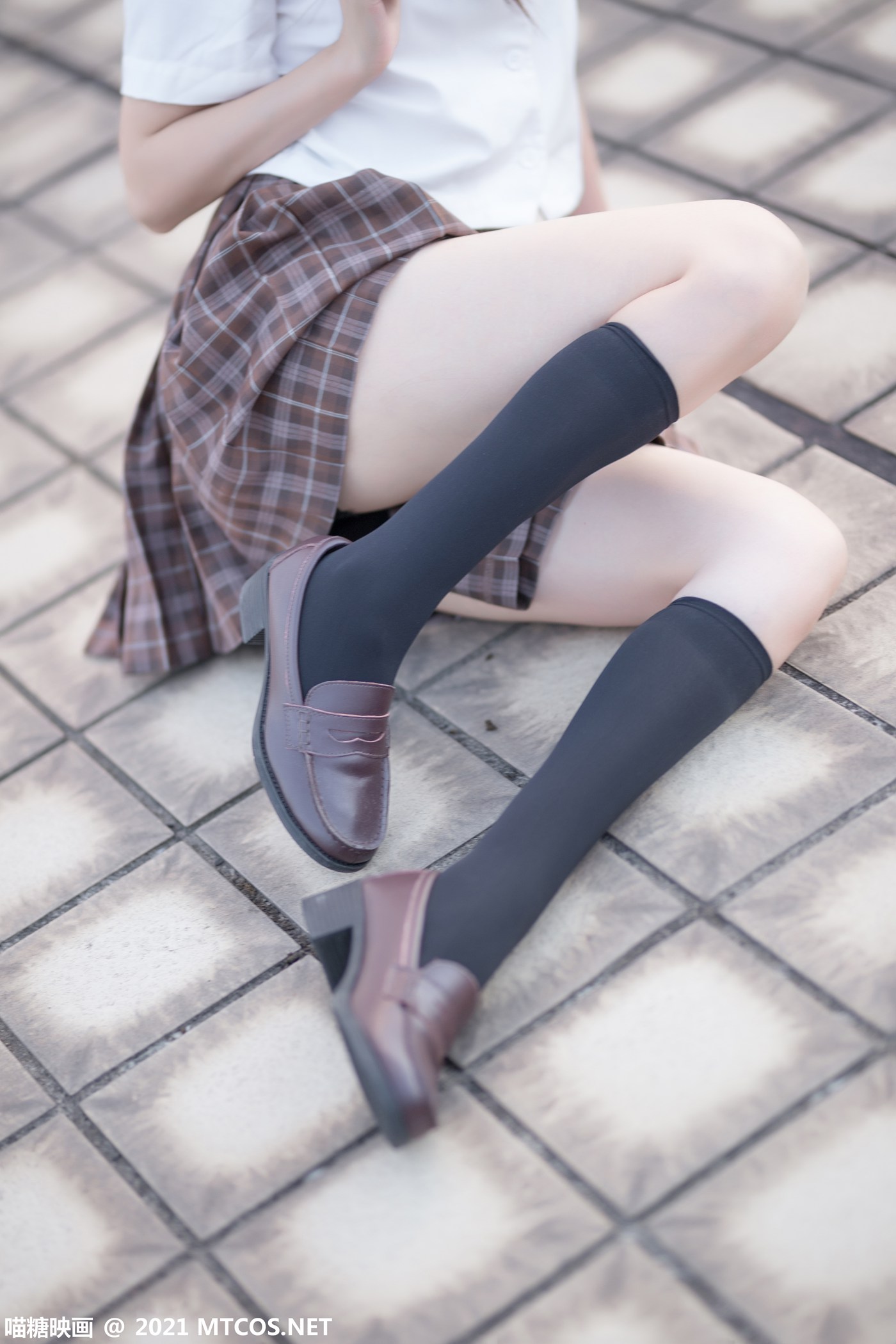 图片[26]-[喵糖映画]VOL.375 忧郁少女[34P] – 速更版-美库