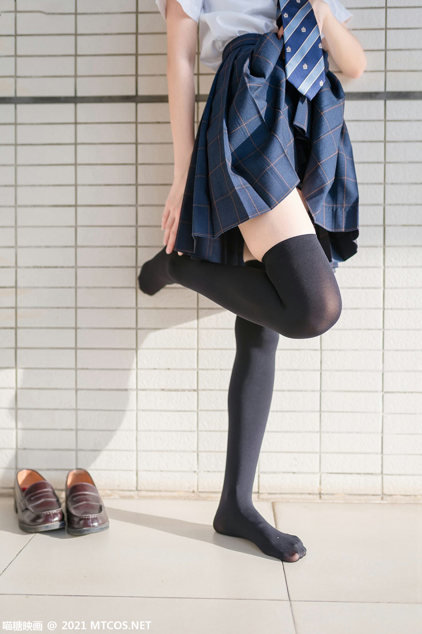 图片[13]-[喵糖映画]VOL.376 芊芊细腿[47P] – 速更版-美库