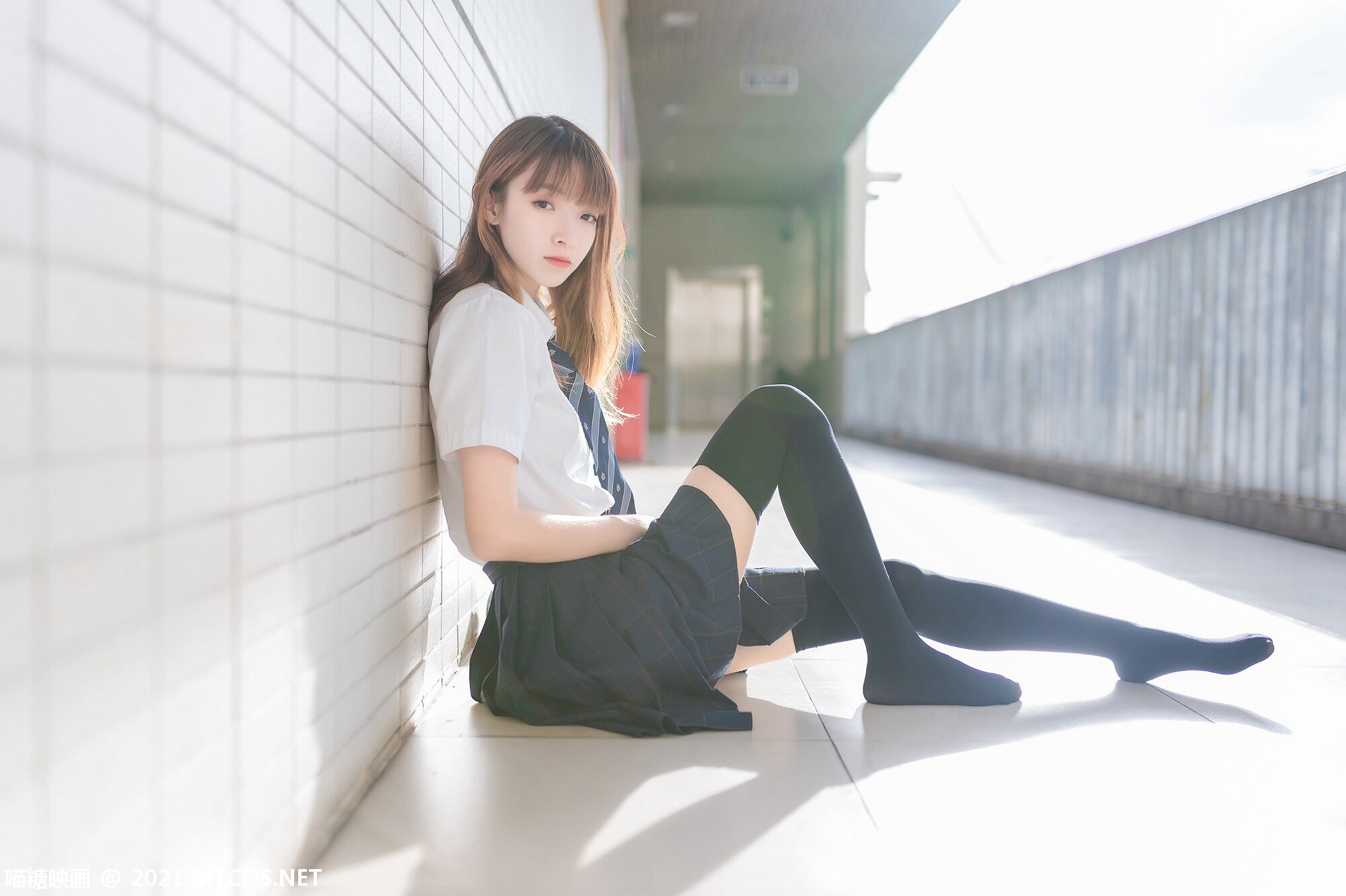 图片[35]-[喵糖映画]VOL.376 芊芊细腿[47P] – 速更版-美库