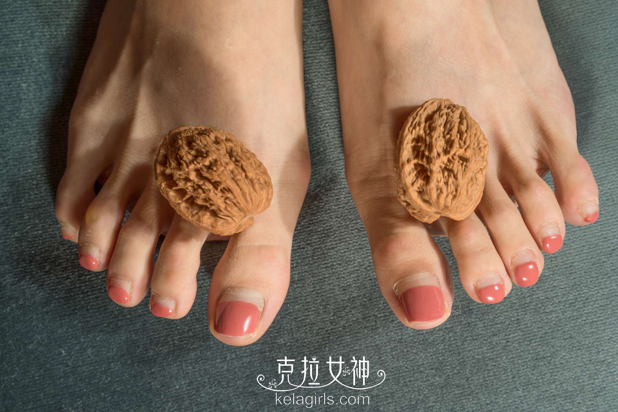 图片[23]-[Kelagirls克拉女神]2018.07.11《趾夹核桃》王睿[30P] – 速更版-美库