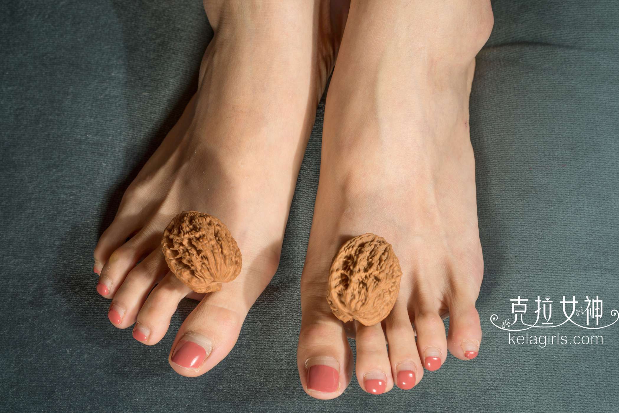 图片[25]-[Kelagirls克拉女神]2018.07.11《趾夹核桃》王睿[30P] – 速更版-美库