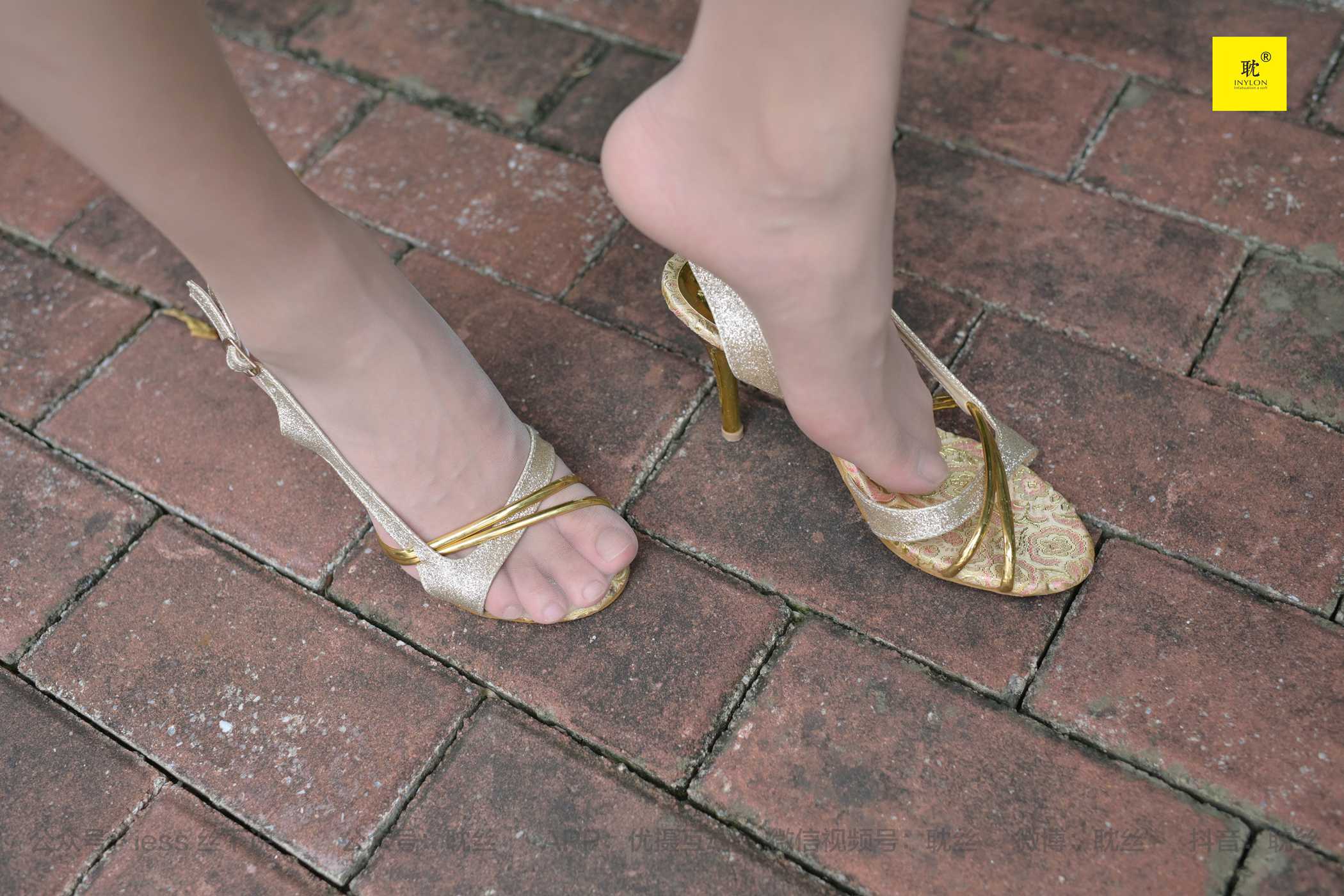 图片[29]-[IESS异思趣向] 耽丝 第N种幻想之《孤单的周末》② 小六[96P] – 速更版-美库