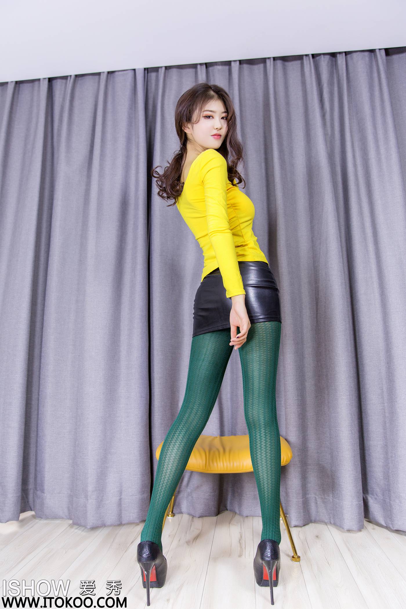 图片[16]-[ISHOW爱秀]2021.03.27 NO.258 杨伊伊Eva[30+1P] – 速更版-美库