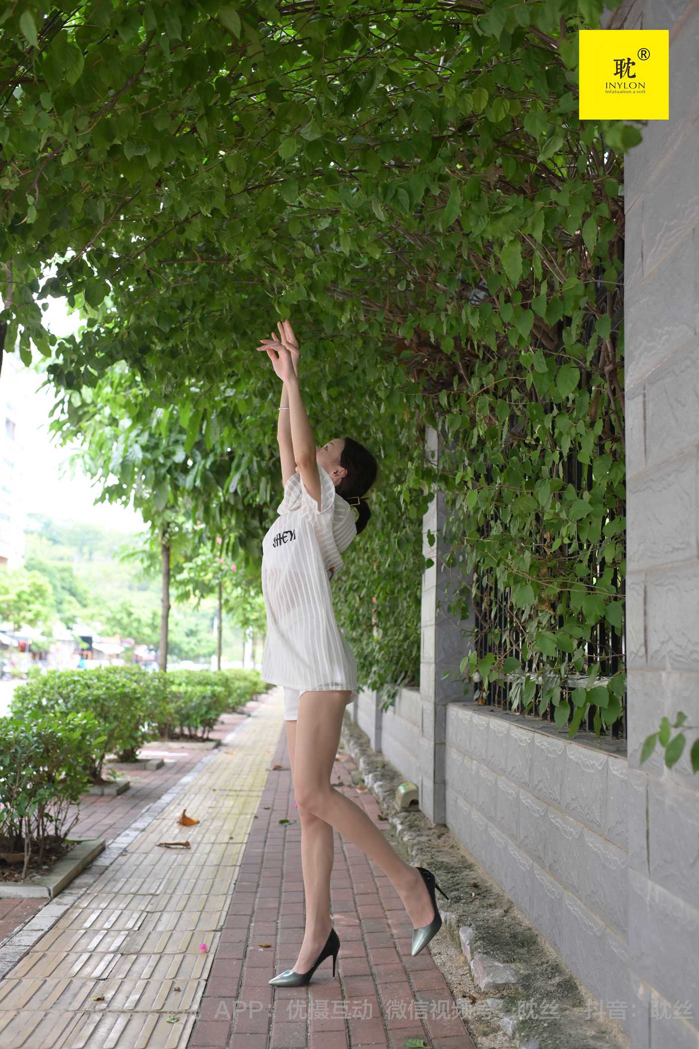 图片[22]-[IESS异思趣向]耽丝 第N种幻想之《孤单的周末》③ 小六[90P] – 速更版-美库