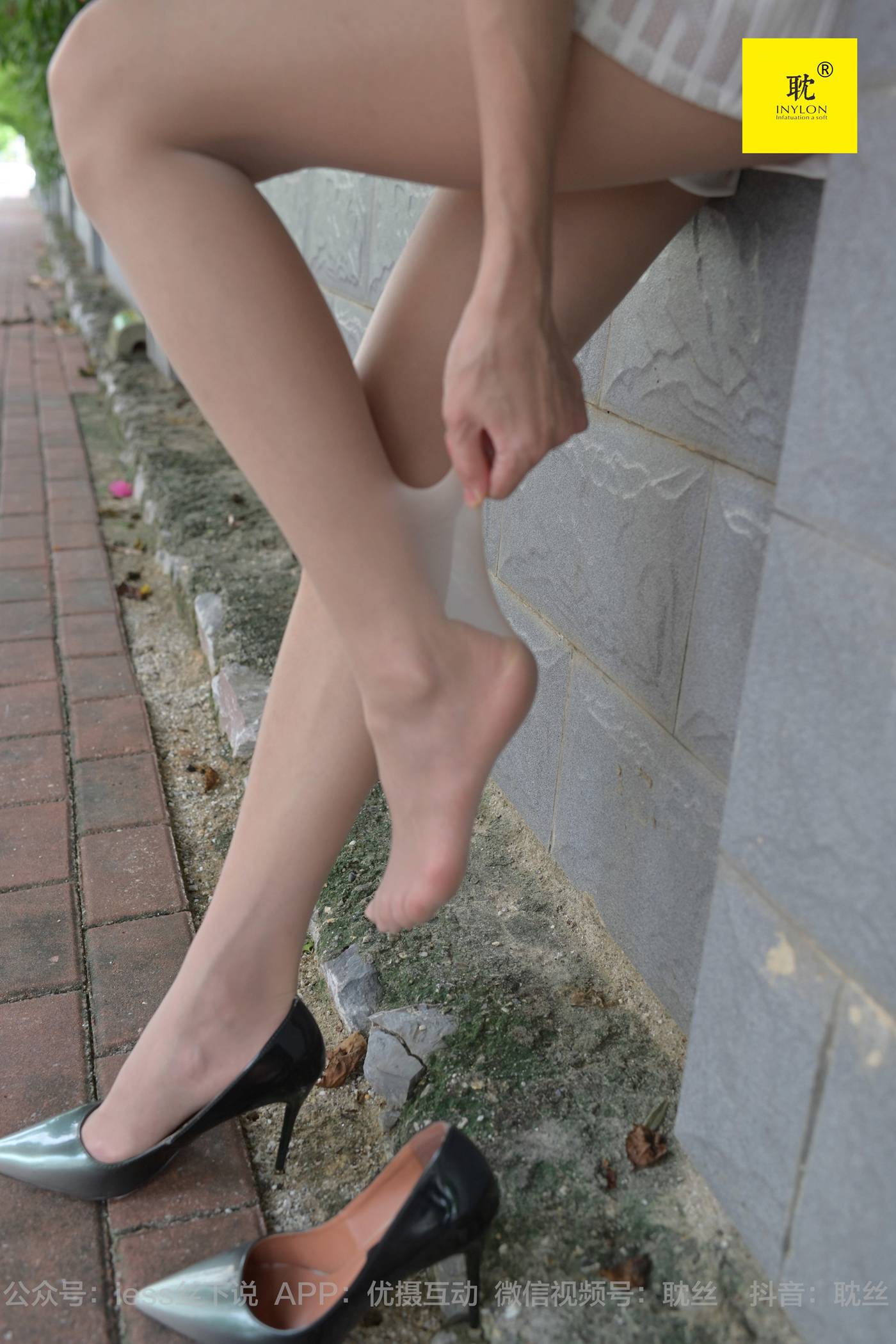 图片[30]-[IESS异思趣向]耽丝 第N种幻想之《孤单的周末》③ 小六[90P] – 速更版-美库