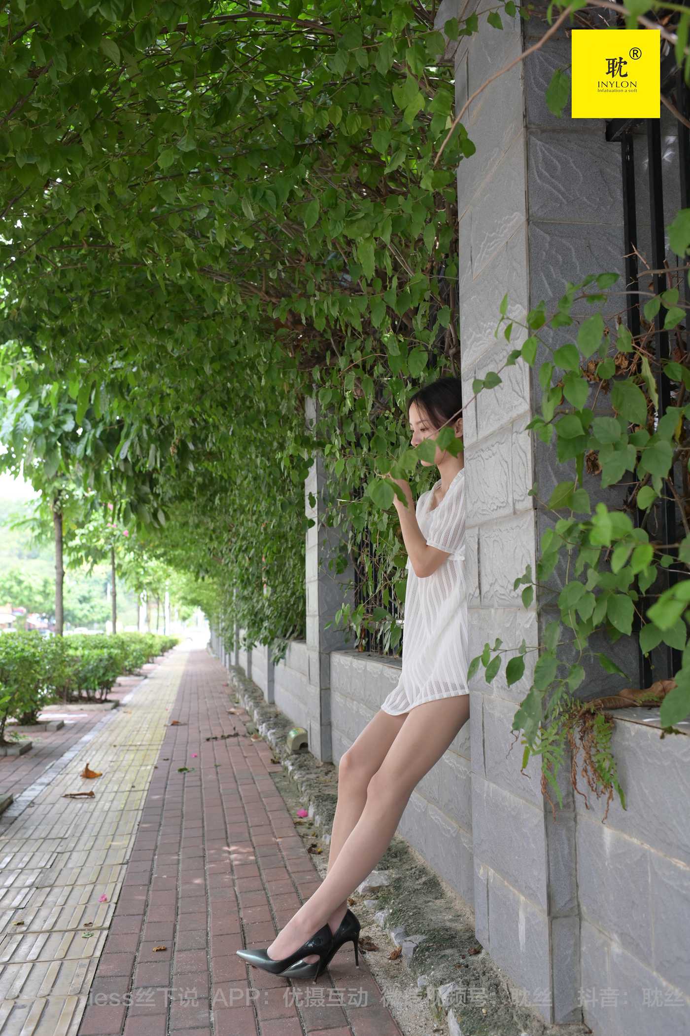 图片[36]-[IESS异思趣向]耽丝 第N种幻想之《孤单的周末》③ 小六[90P] – 速更版-美库