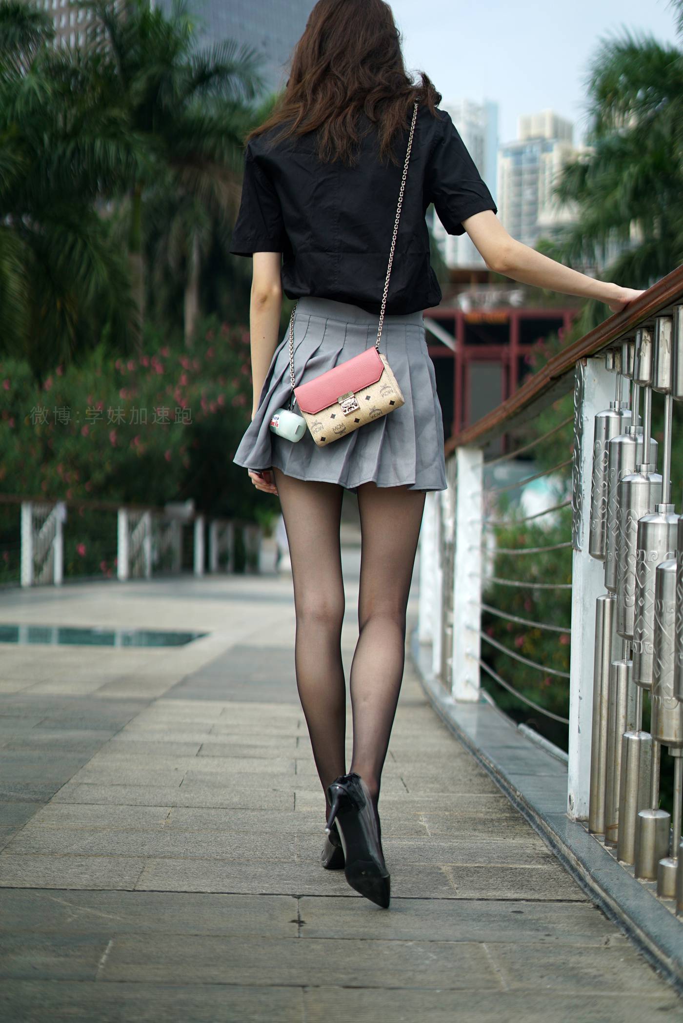 图片[70]-[学妹加速跑]XM103《の黑丝初体验-九九》[98P] – 速更版-美库