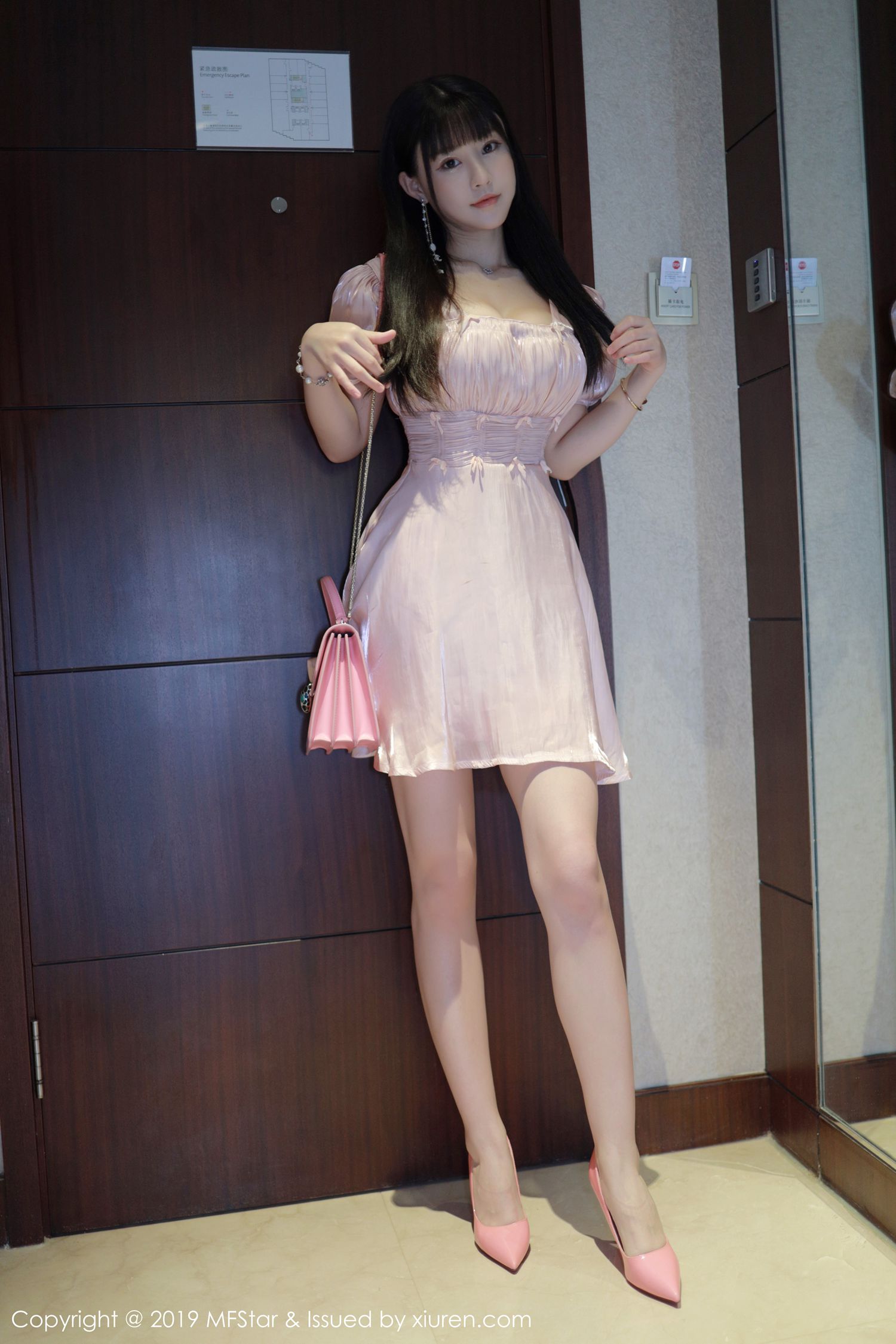 图片[86]-[MFStar模范学院]2019.09.30 VOL.217 Flower朱可儿 – 速更版-美库